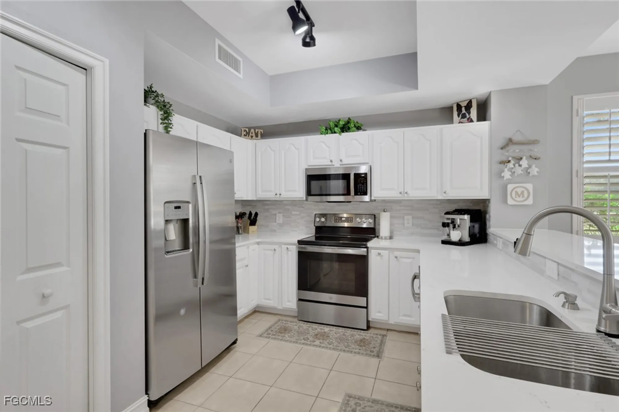 Property Slideshow image 5 of 44 | 10520 amiata way apt 101, Fort Myers, FL, 33913