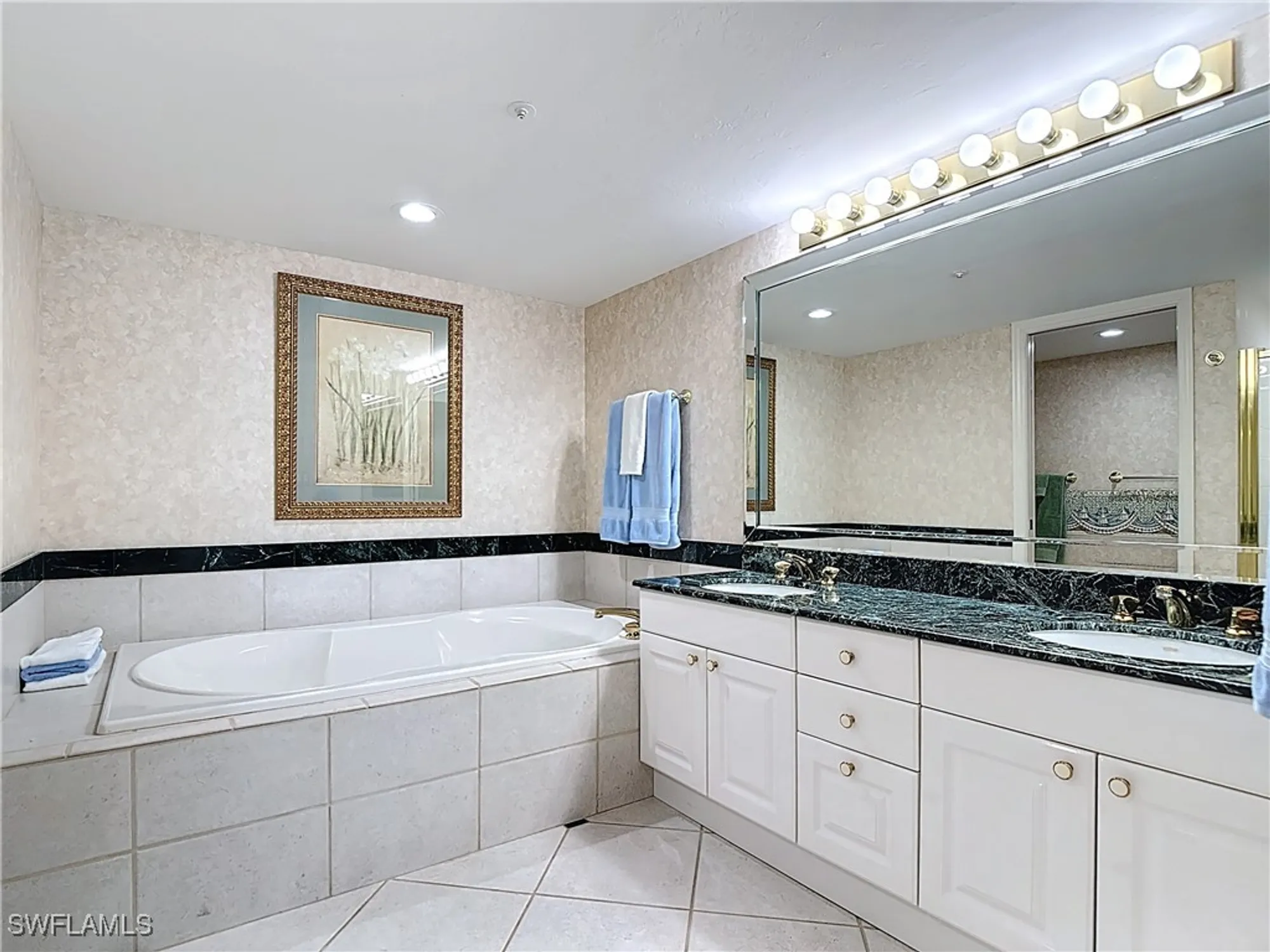 Property Slideshow image 25 of 46 | 6849 grenadier blvd 1203, Naples, FL, 34108