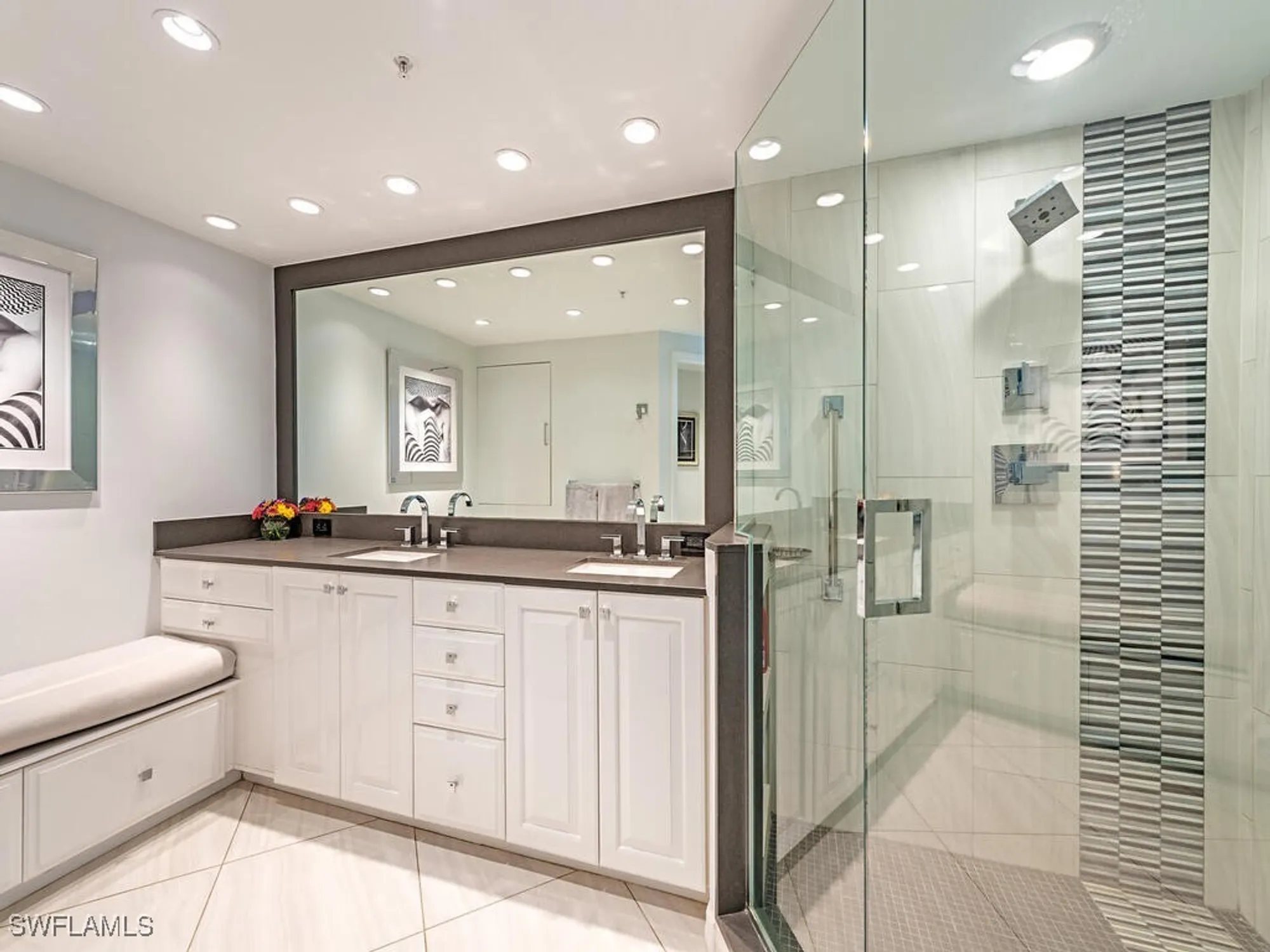 Property Slideshow image 16 of 45 | 7515 pelican bay blvd 9c, Naples, FL, 34108