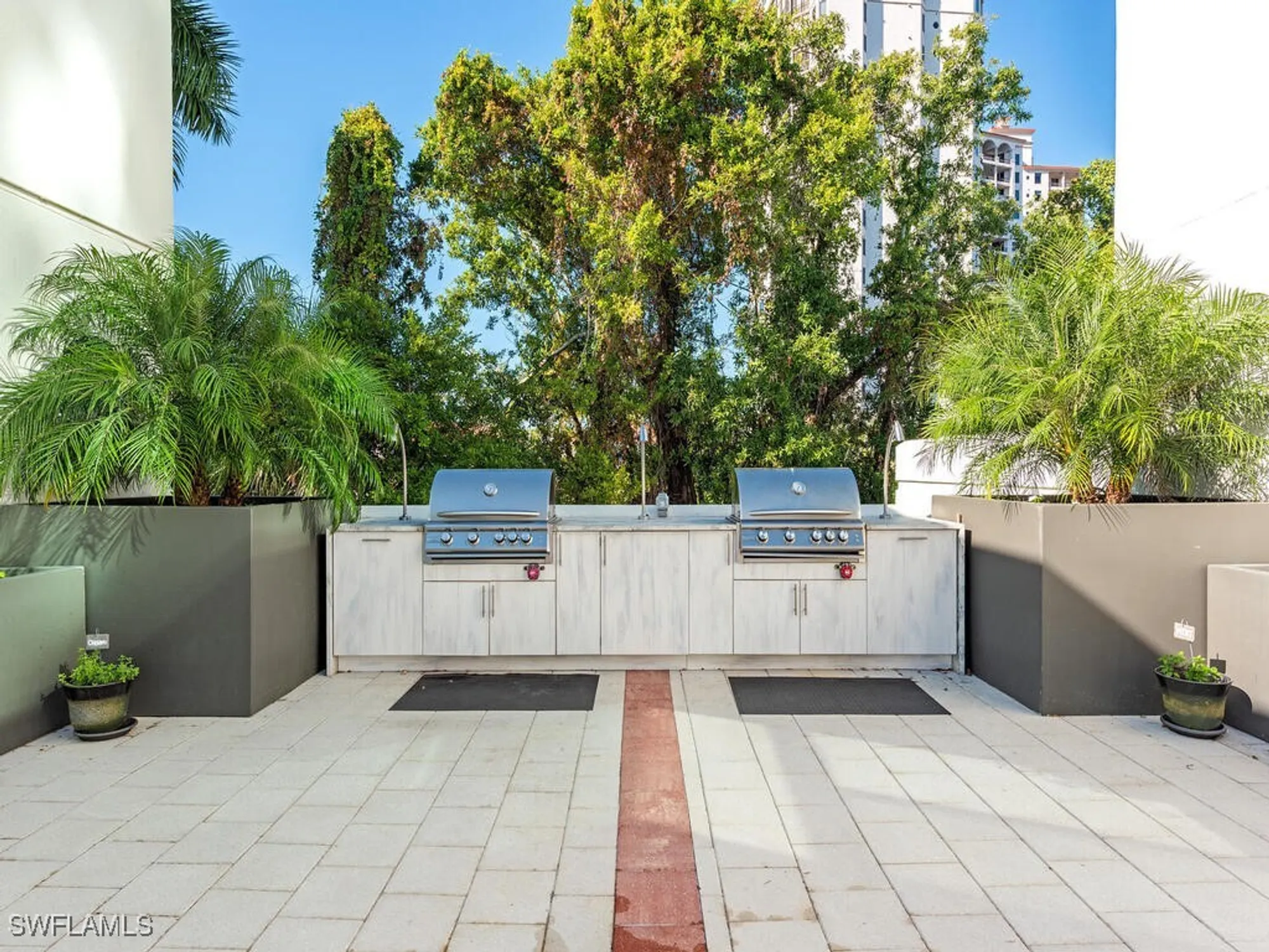 Property Slideshow image 33 of 45 | 7515 pelican bay blvd 9c, Naples, FL, 34108