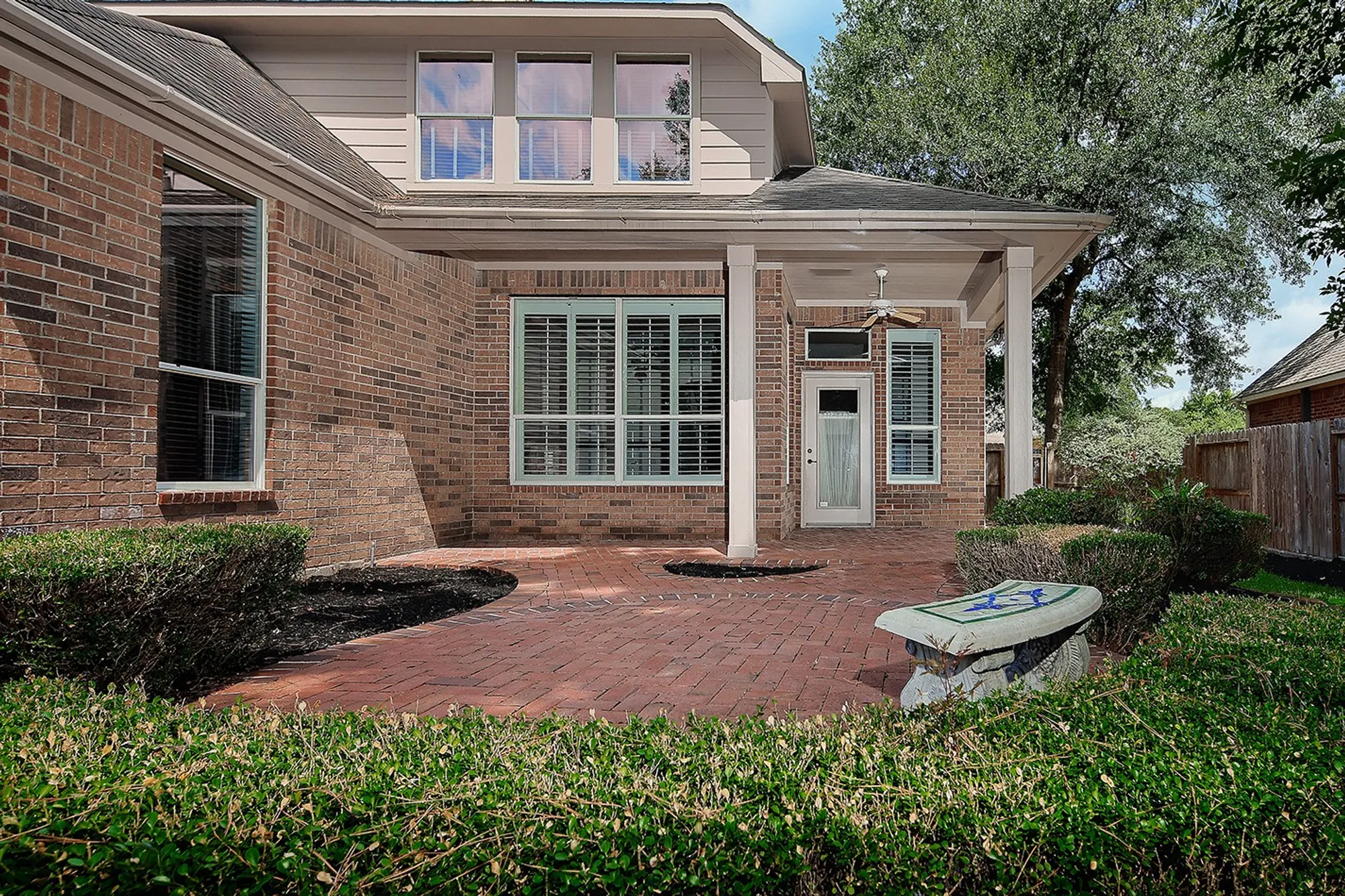 Property Slideshow image 35 of 47 | 7 sovereign way, Conroe, TX, 77384