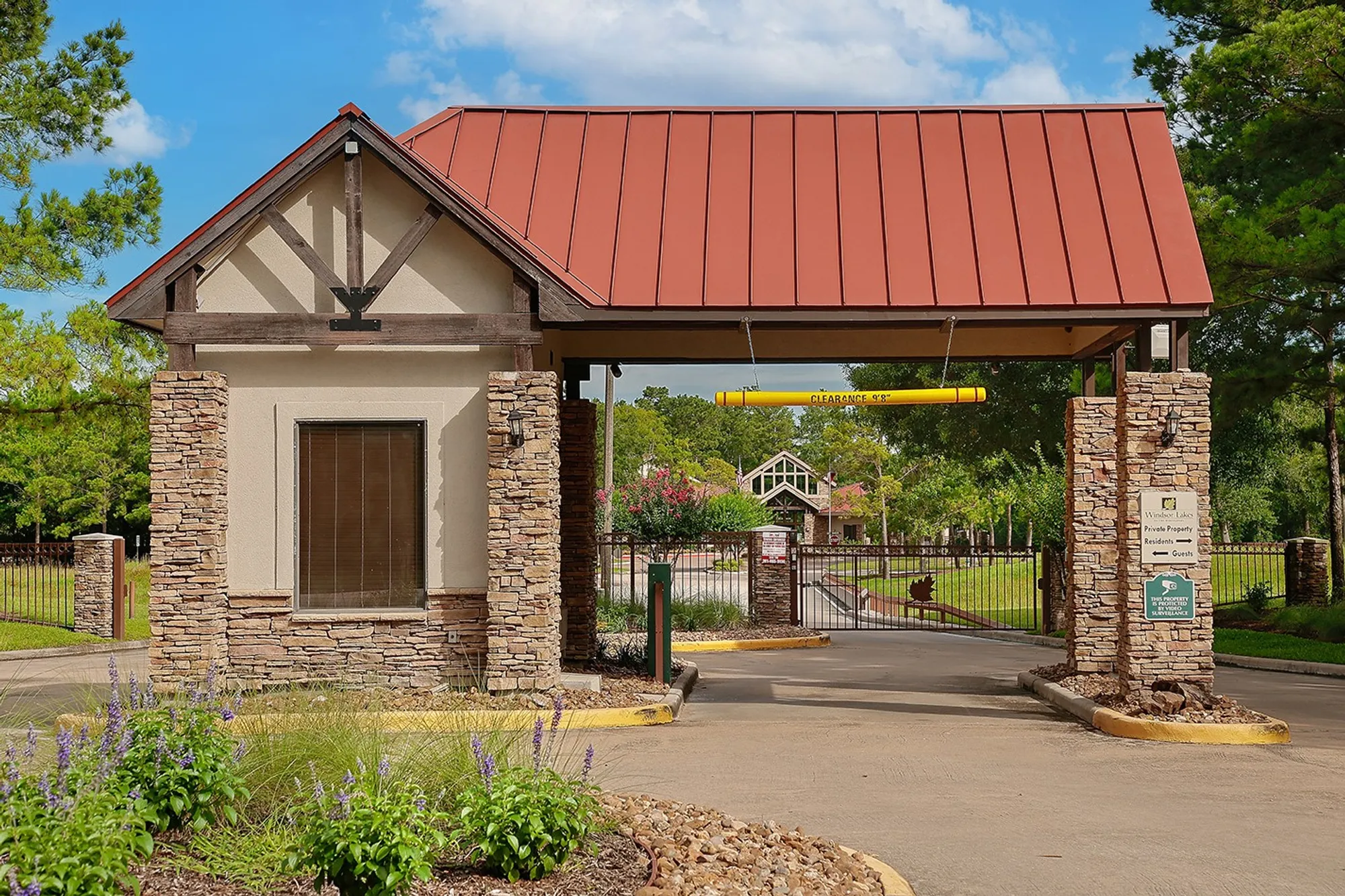 Property Slideshow image 39 of 47 | 7 sovereign way, Conroe, TX, 77384