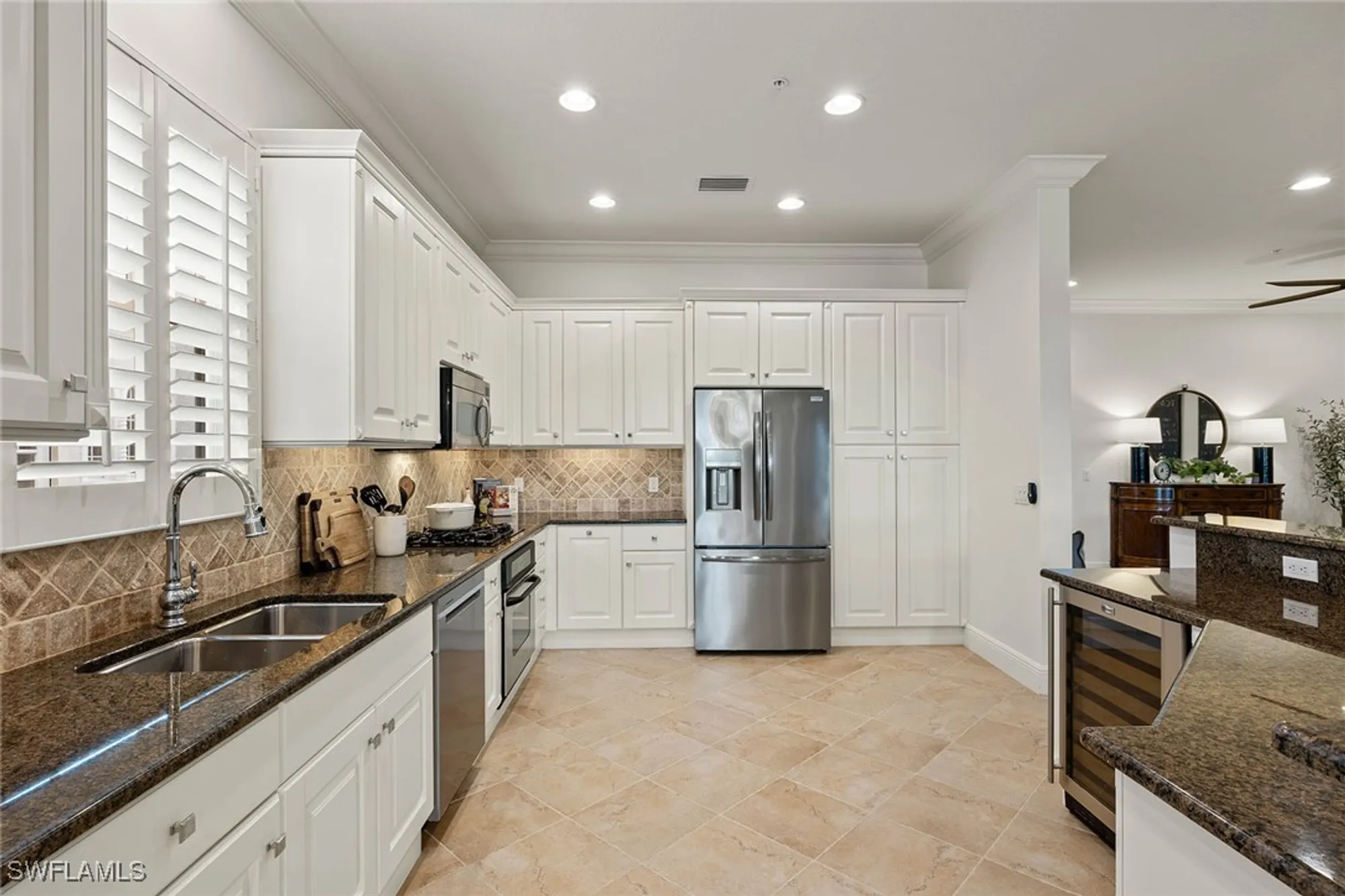 Property Slideshow image 12 of 42 | 9074 cascada way 202, Naples, FL, 34114