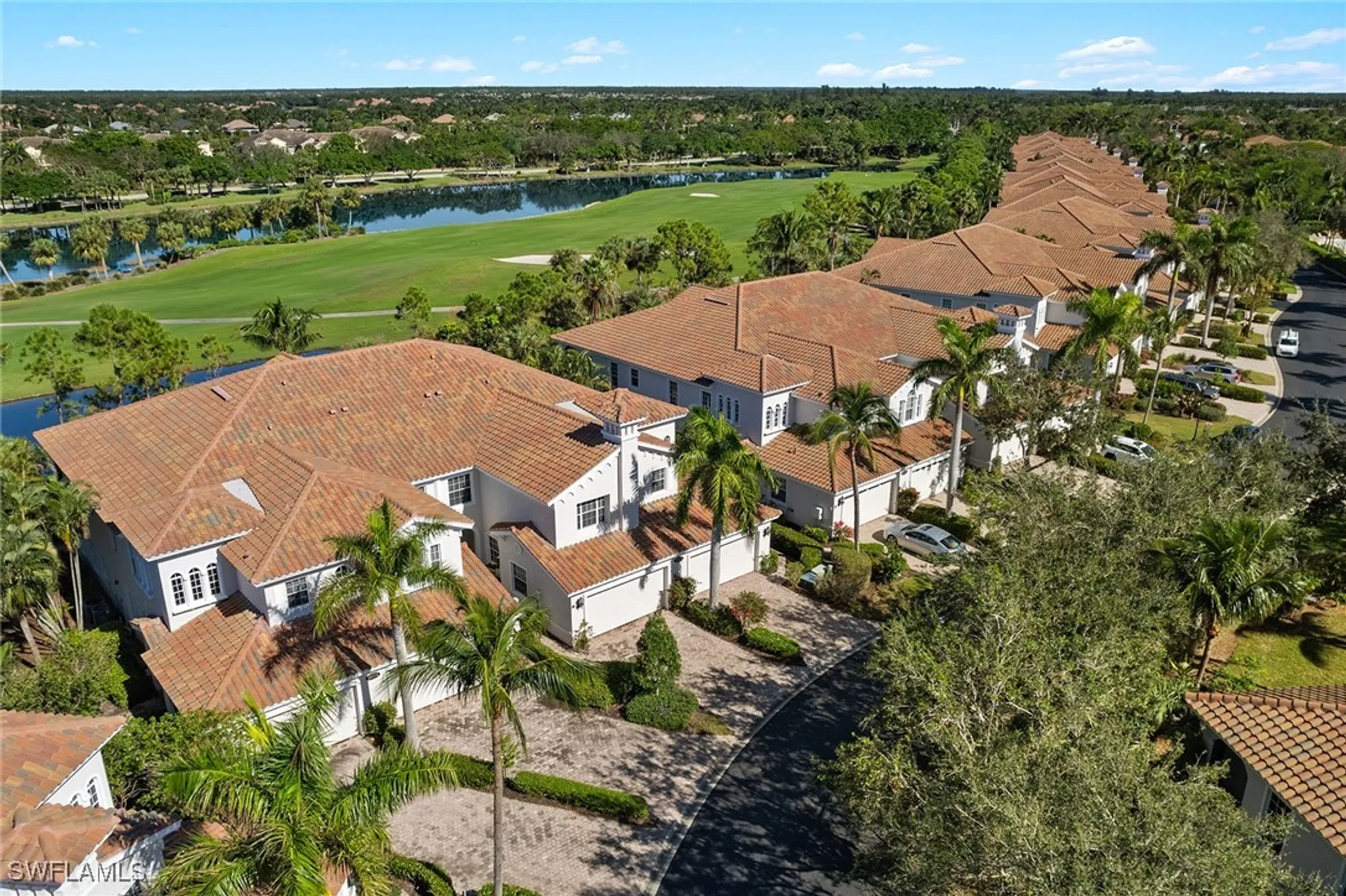Property Slideshow image 30 of 42 | 9074 cascada way 202, Naples, FL, 34114