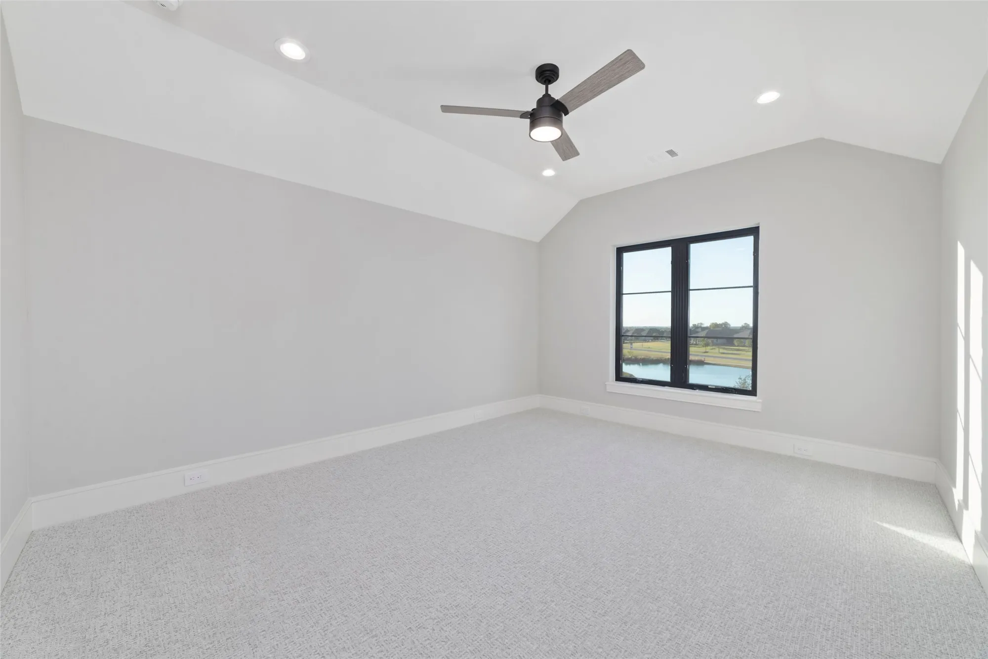 Property Slideshow image 37 of 38 | 14130 ripple ridge dr, Willis, TX, 77318