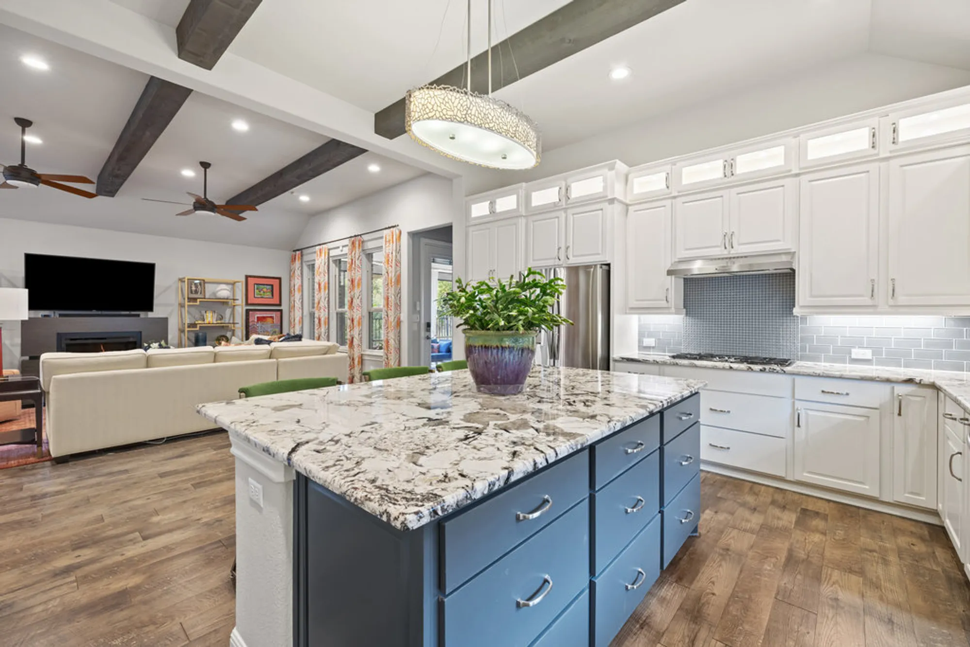 Property Slideshow image 16 of 40 | 5053 lunata way, Round Rock, TX, 78665