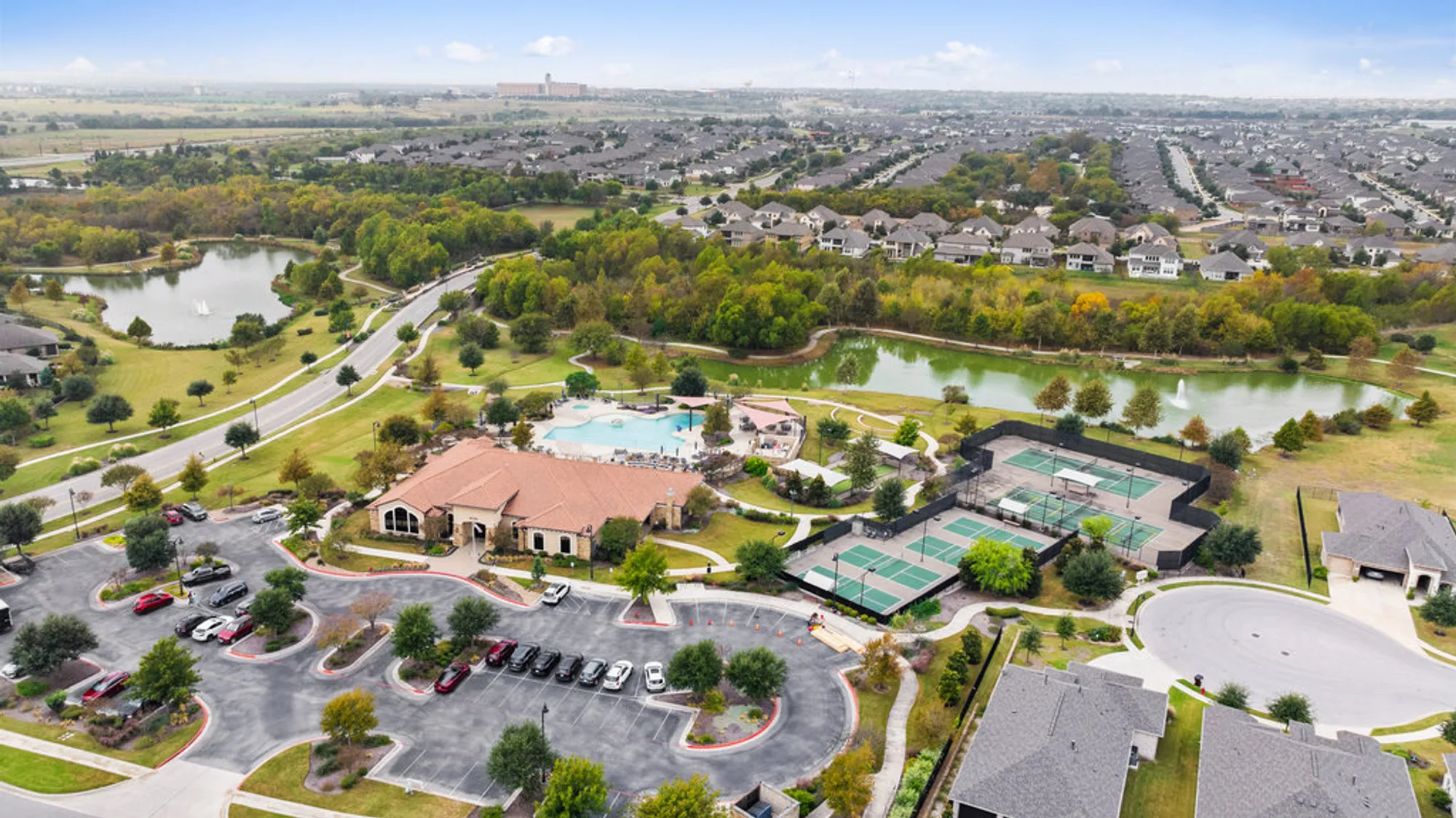 Property Slideshow image 27 of 40 | 5053 lunata way, Round Rock, TX, 78665