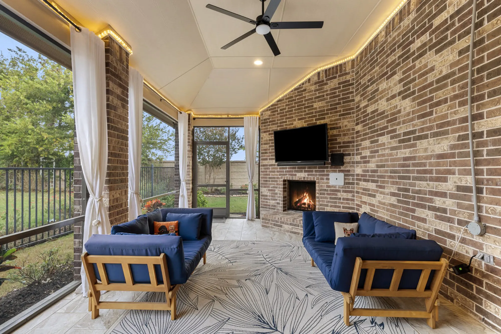 Property Slideshow image 9 of 40 | 5053 lunata way, Round Rock, TX, 78665