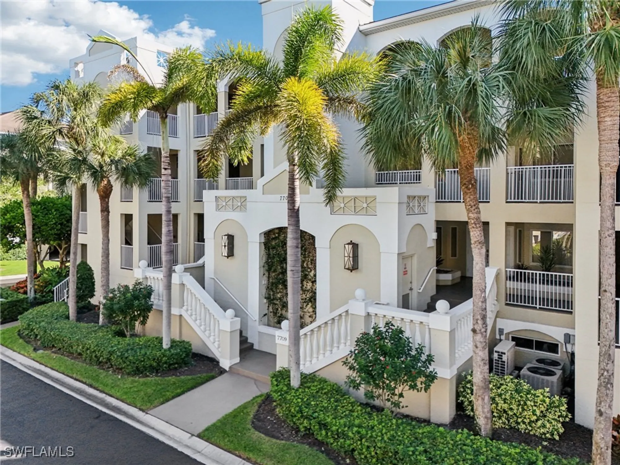 Property Slideshow image 32 of 50 | 7709 pebble creek cir 202, Naples, FL, 34108