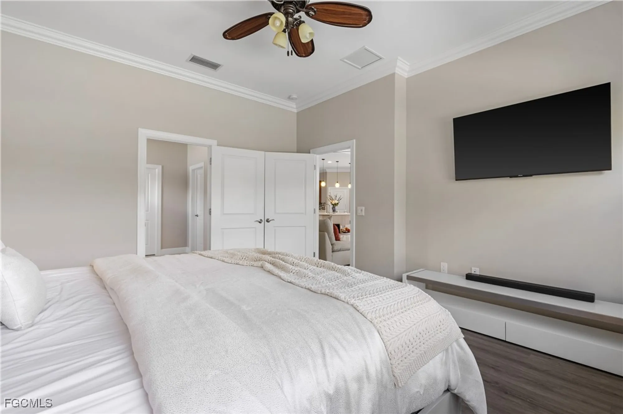 Property Slideshow image 28 of 49 | 11546 onyx cir, Fort Myers, FL, 33913