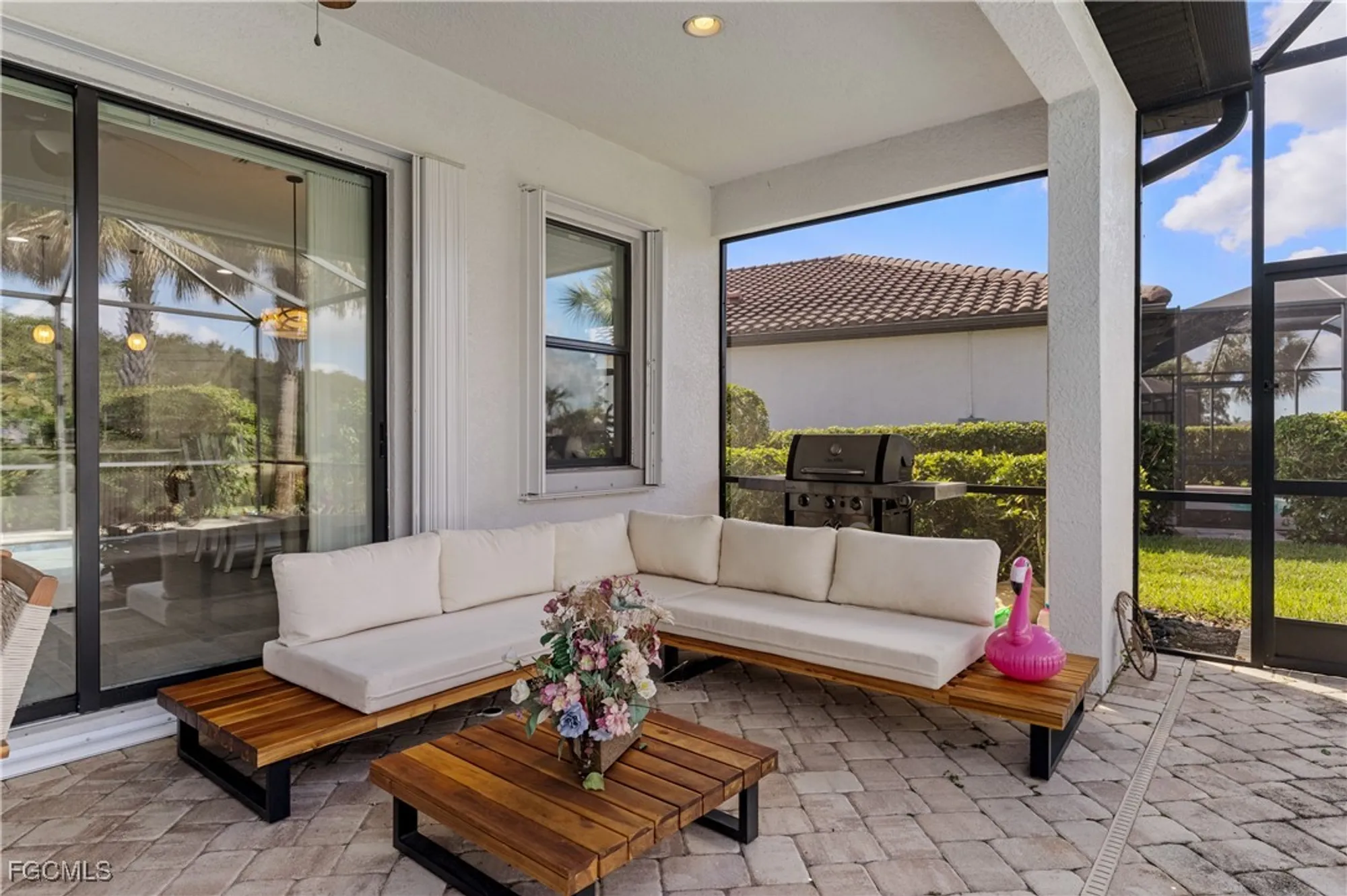 Property Slideshow image 7 of 49 | 11546 onyx cir, Fort Myers, FL, 33913