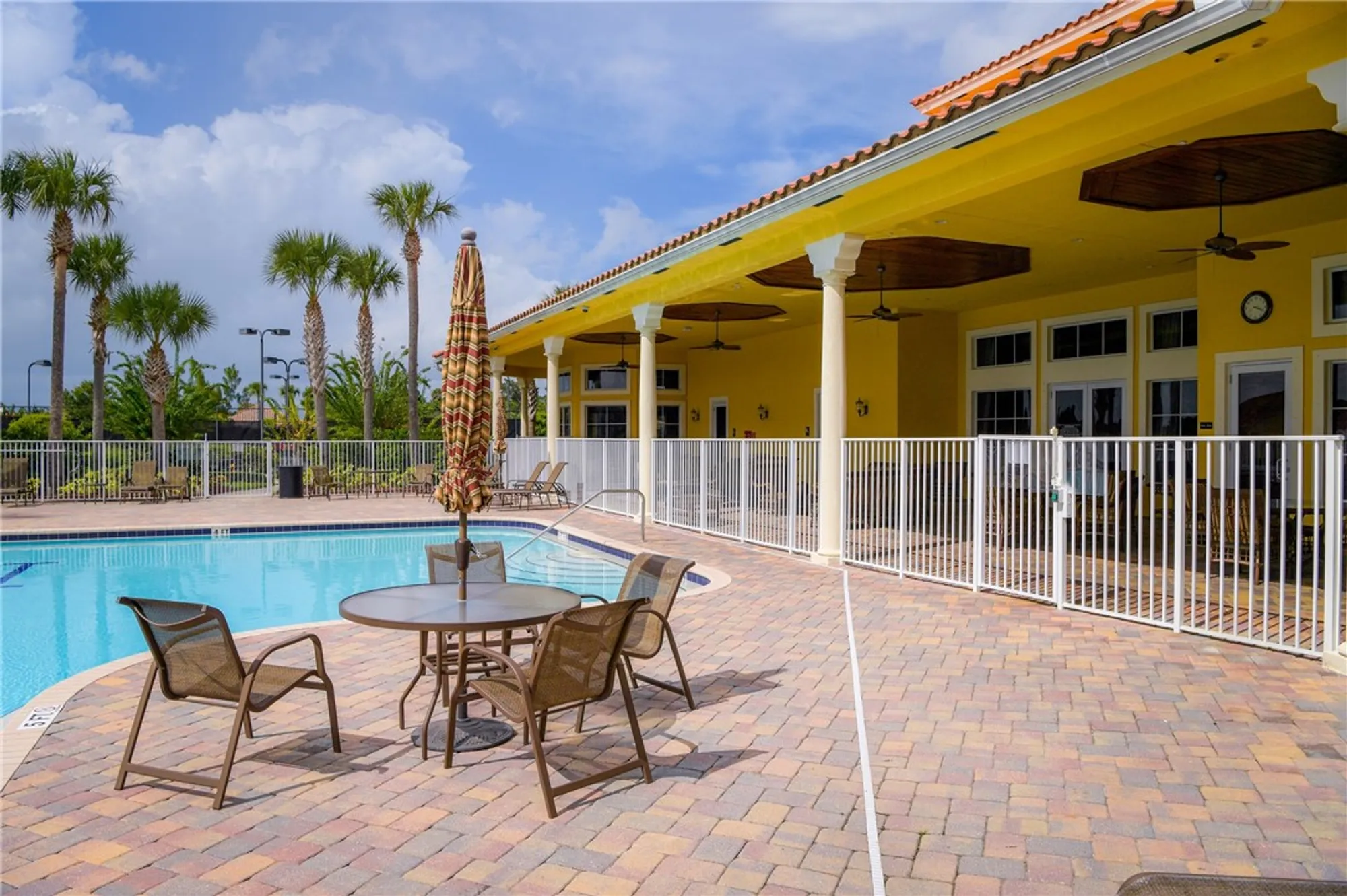 Property Slideshow image 35 of 36 | 6445 oxford cir unit 101a, Vero Beach, FL, 32966