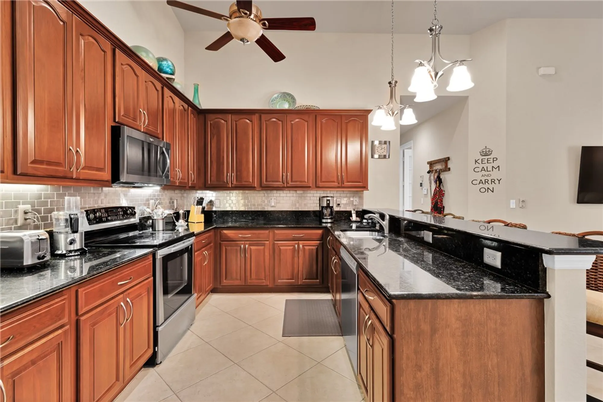 Property Slideshow image 8 of 36 | 6445 oxford cir unit 101a, Vero Beach, FL, 32966