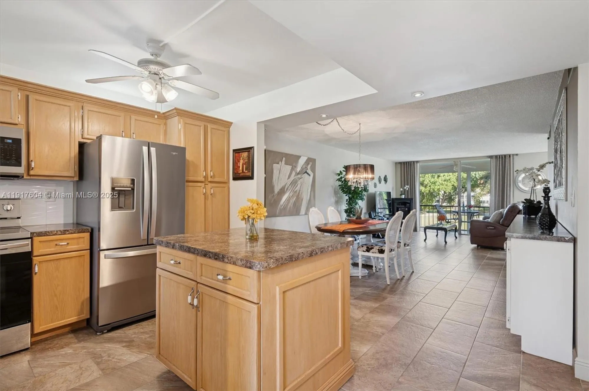 Property Slideshow image 1 of 35 | 700 s hollybrook dr 201, Pembroke Pines, FL, 33025