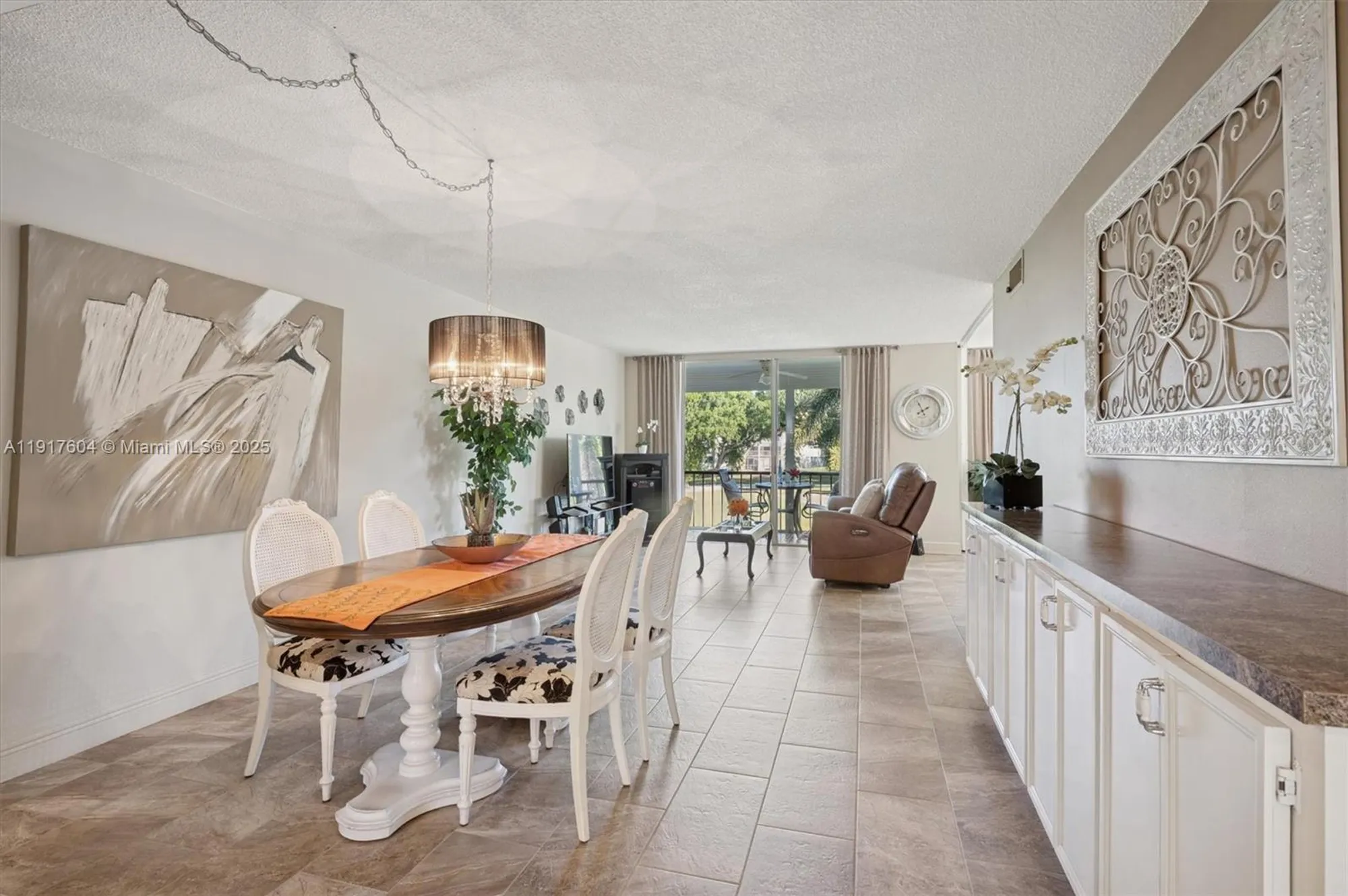 Property Slideshow image 4 of 35 | 700 s hollybrook dr 201, Pembroke Pines, FL, 33025