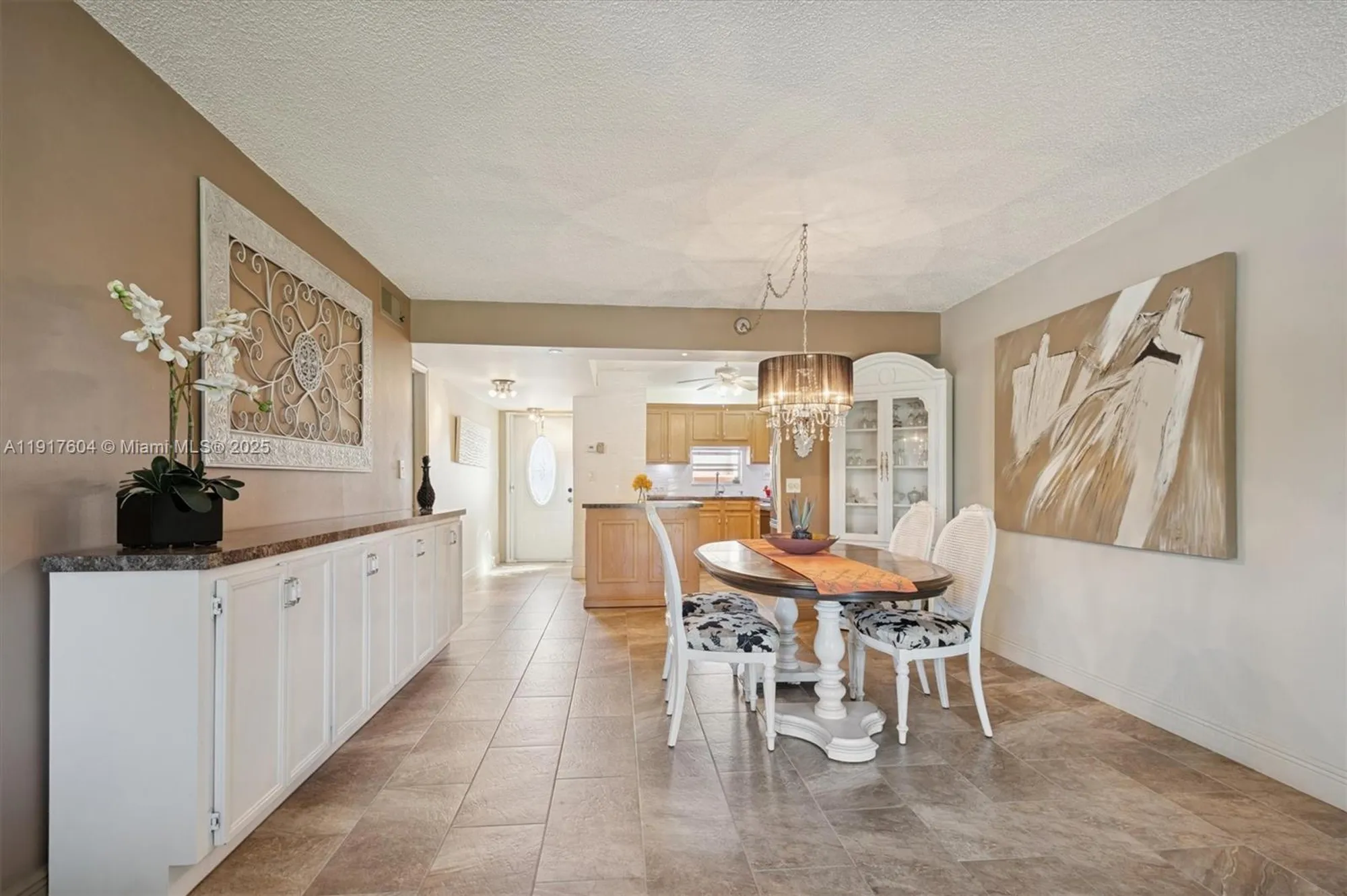Property Slideshow image 9 of 35 | 700 s hollybrook dr 201, Pembroke Pines, FL, 33025