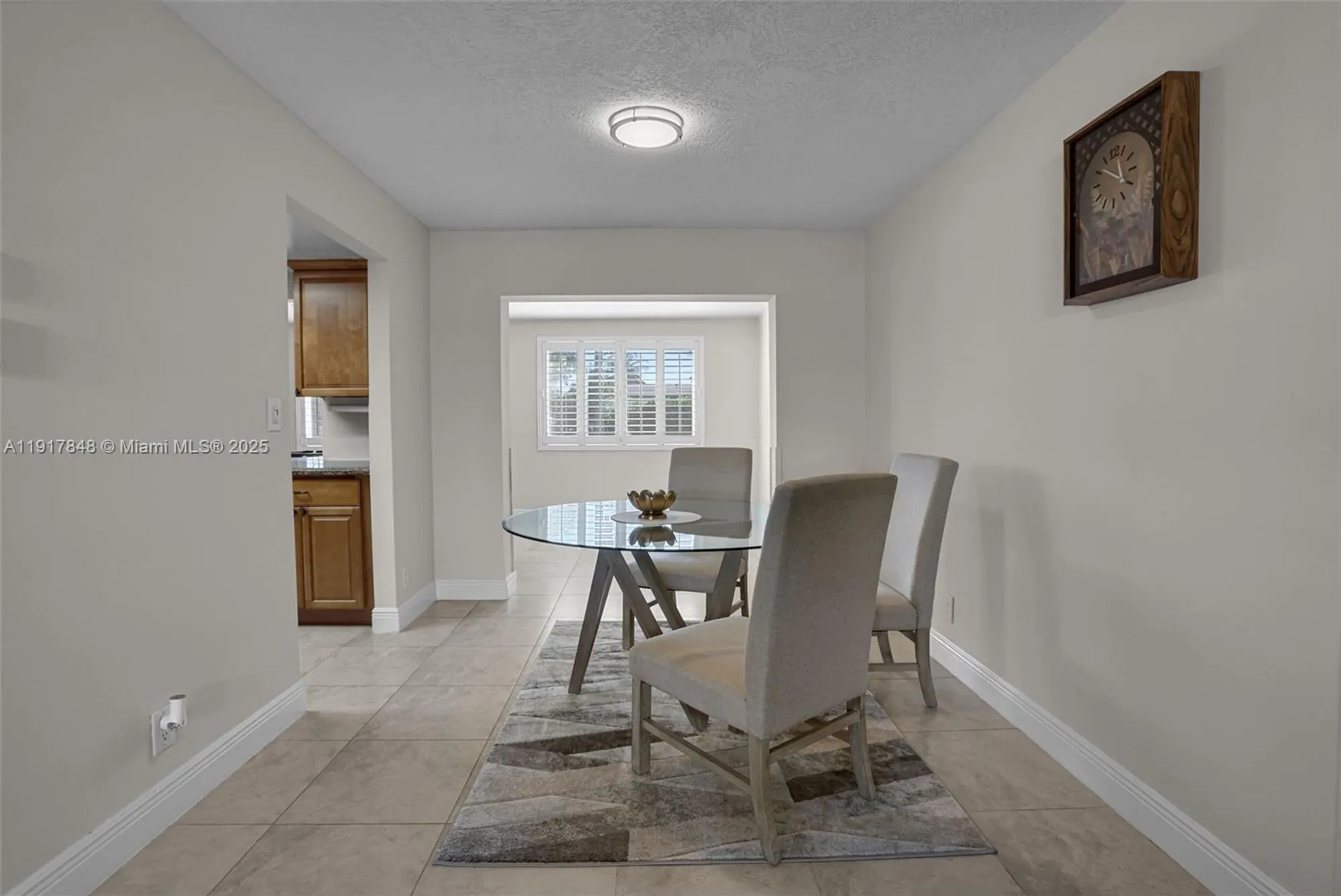 Property Slideshow image 10 of 32 | 6880 nw 16th st, Margate, FL, 33063