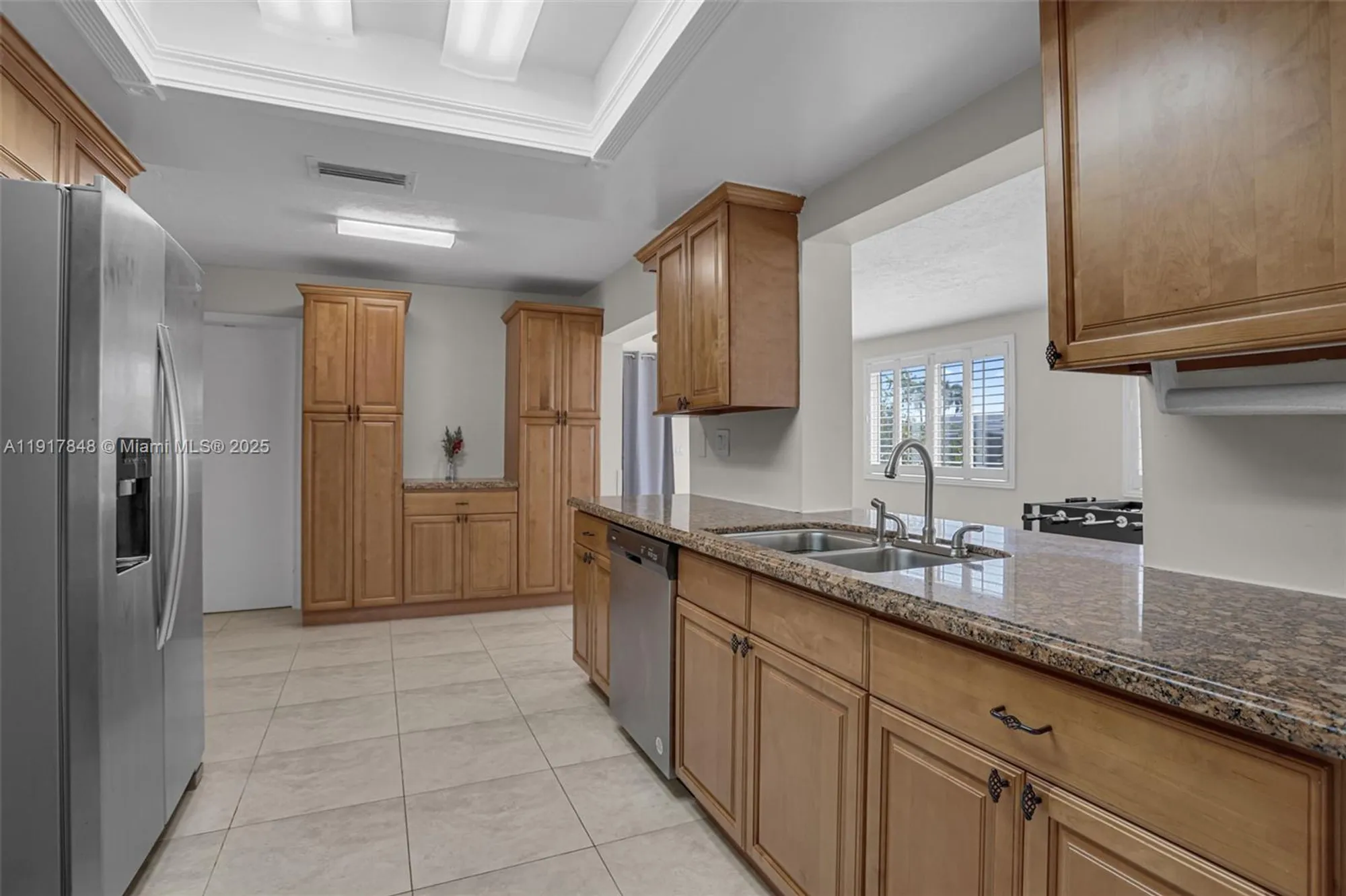 Property Slideshow image 13 of 32 | 6880 nw 16th st, Margate, FL, 33063