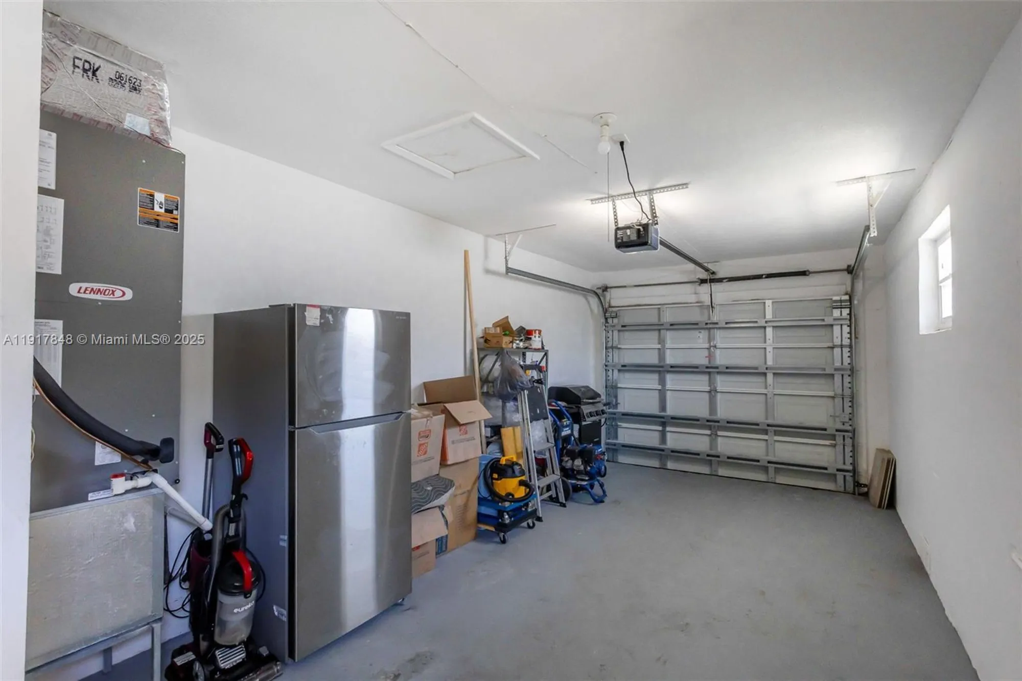 Property Slideshow image 26 of 32 | 6880 nw 16th st, Margate, FL, 33063