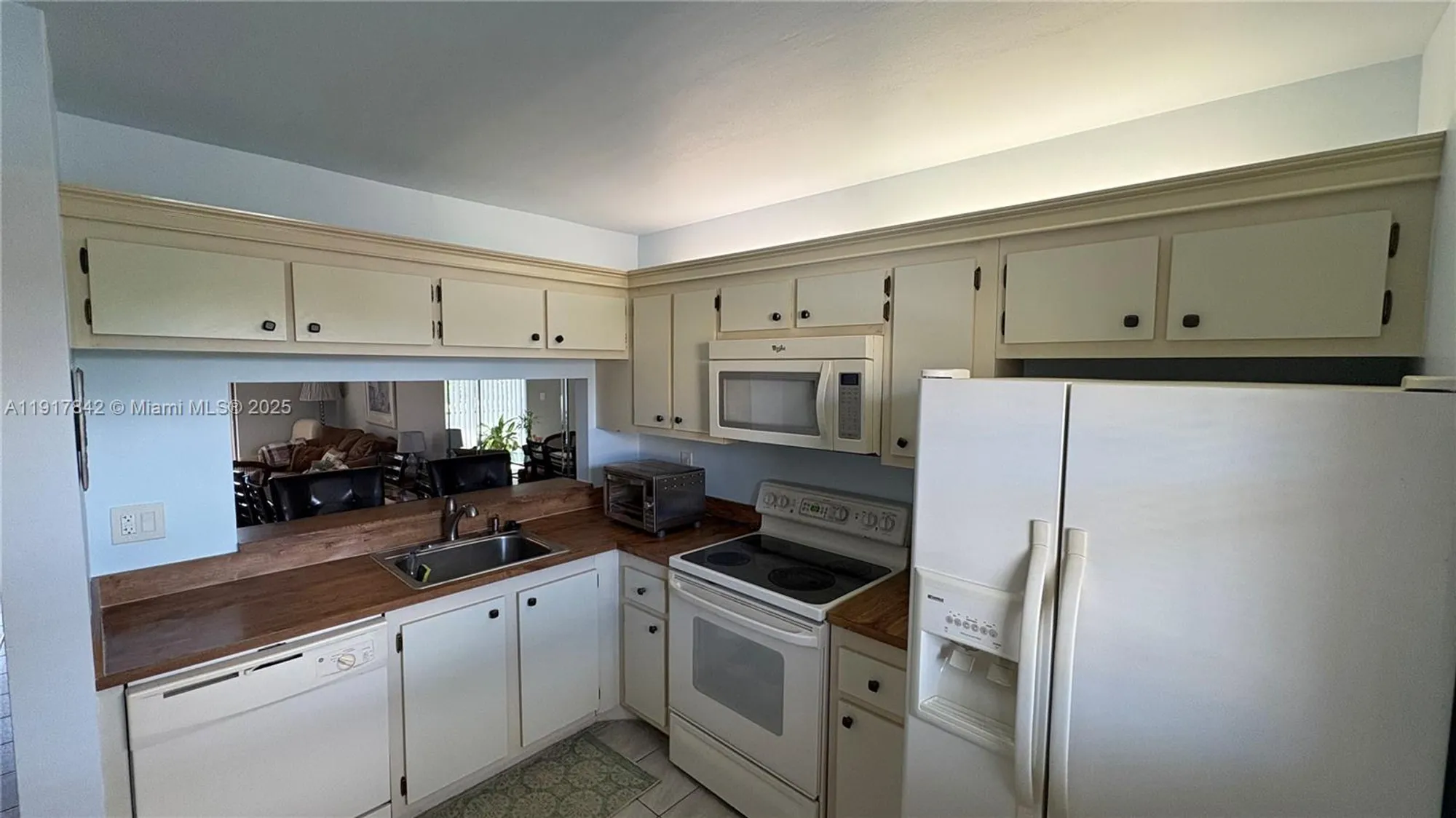 Property Slideshow image 2 of 21 | 7118 golf colony ct apt 103, Lake Worth, FL, 33467
