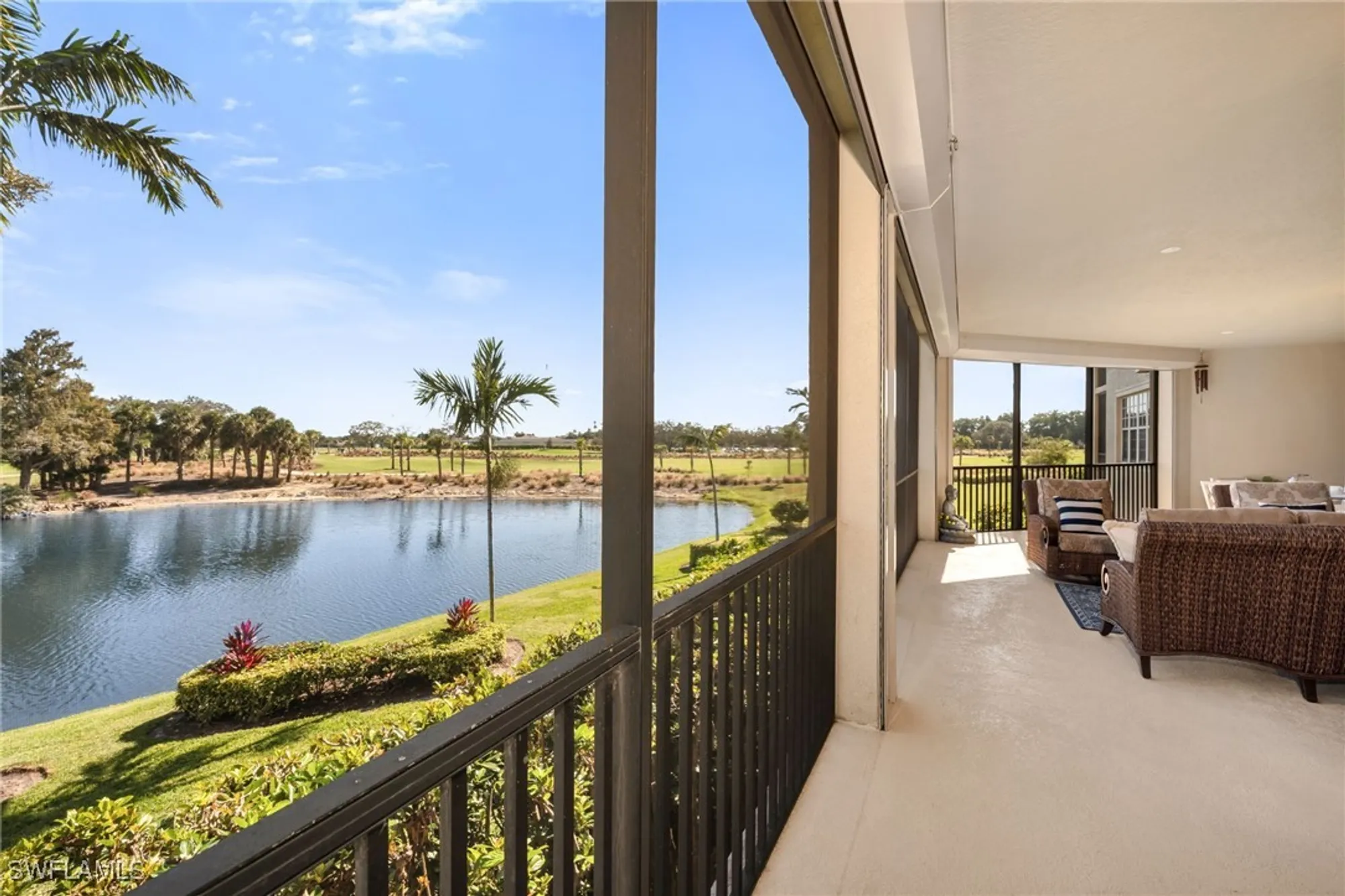 Property Slideshow image 2 of 22 | 570 el camino real apt 2104, Naples, FL, 34119