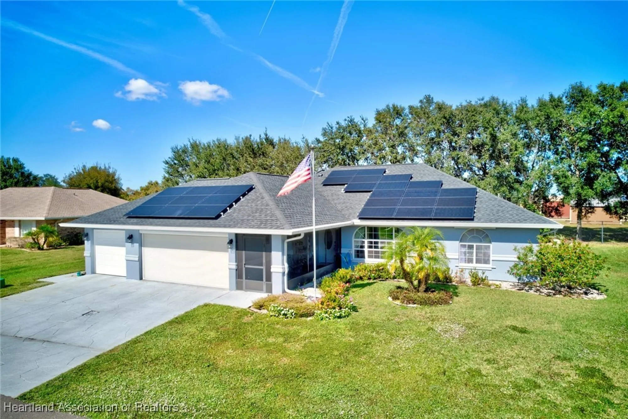 Property Slideshow image 1 of 45 | 61 grandview blvd, Lake Placid, FL, 33852