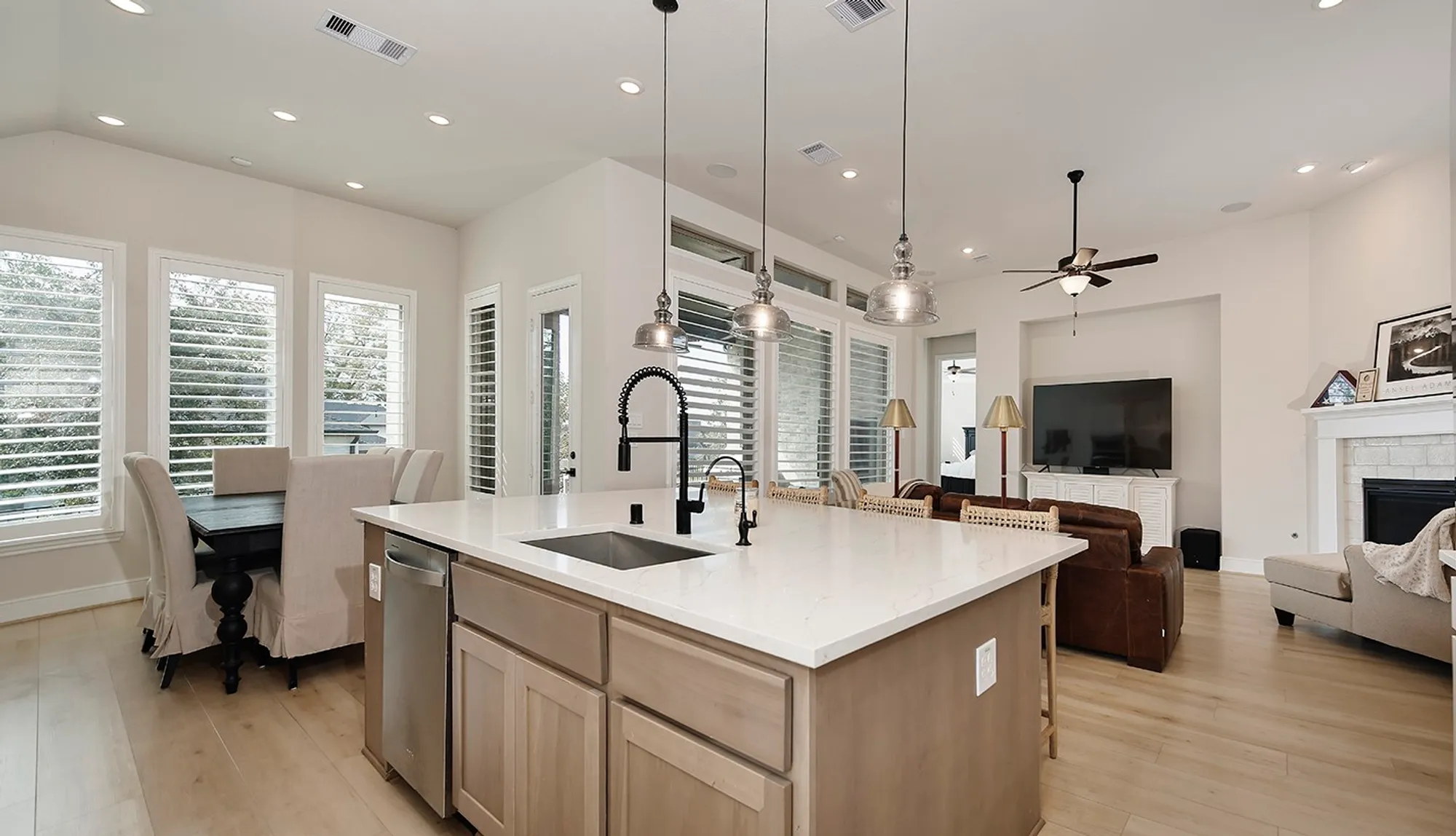 Property Slideshow image 13 of 31 | 9819 cobalt cv, Willis, TX, 77318