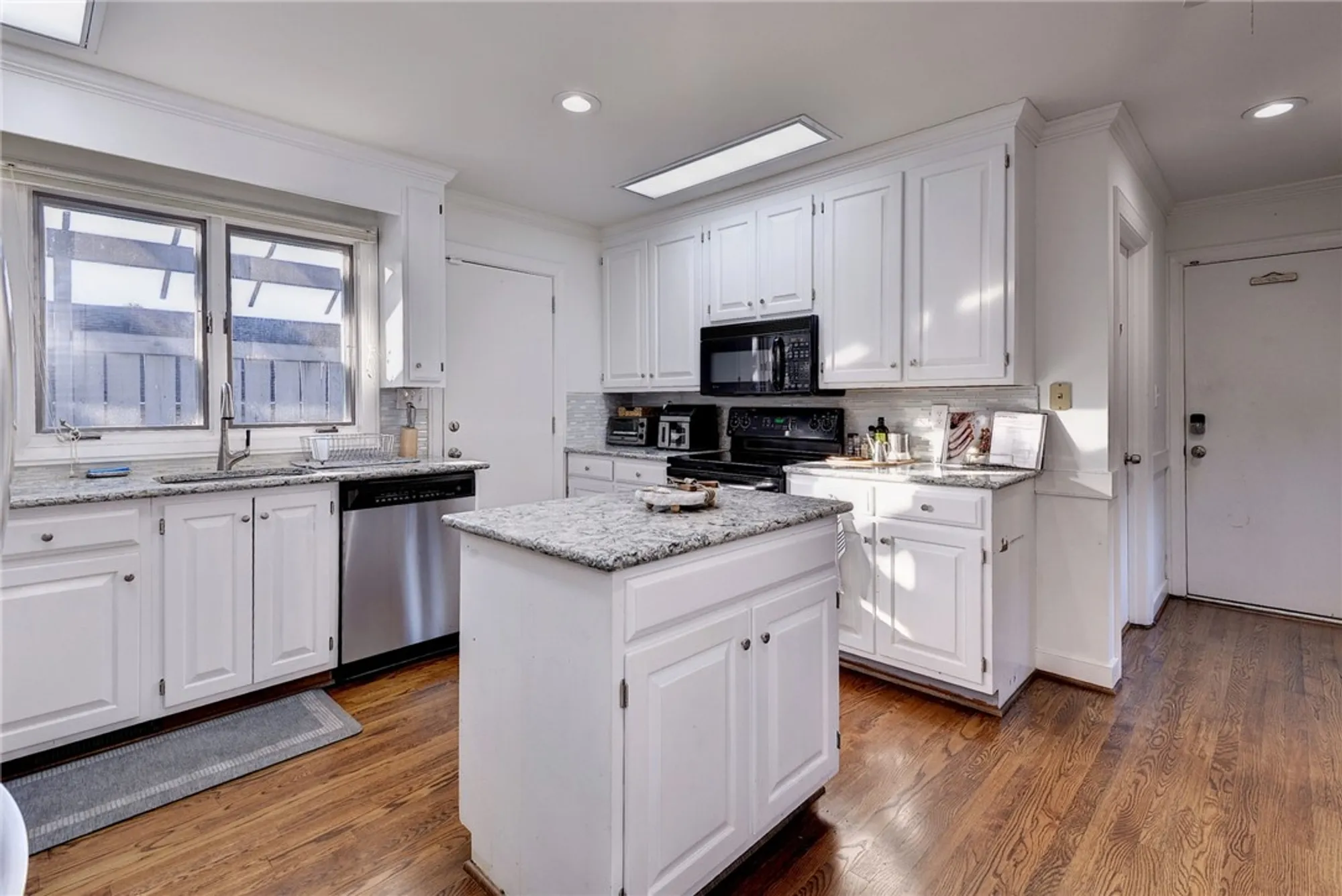 Property Slideshow image 12 of 39 | 42 yeardleys grant, Williamsburg, VA, 23185