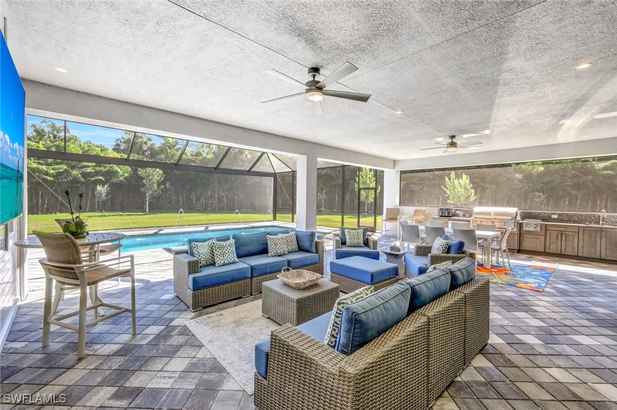 Property Slideshow image 27 of 50 | 12083 azalea way, Naples, FL, 34120