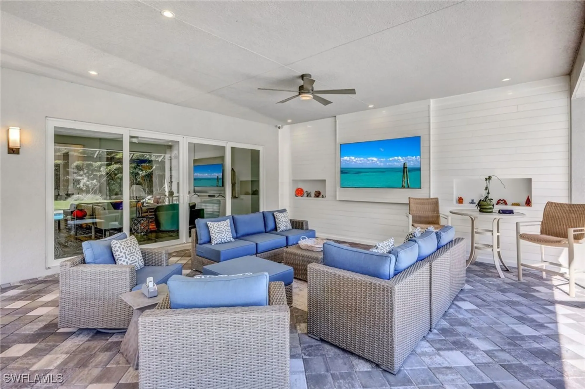 Property Slideshow image 29 of 50 | 12083 azalea way, Naples, FL, 34120