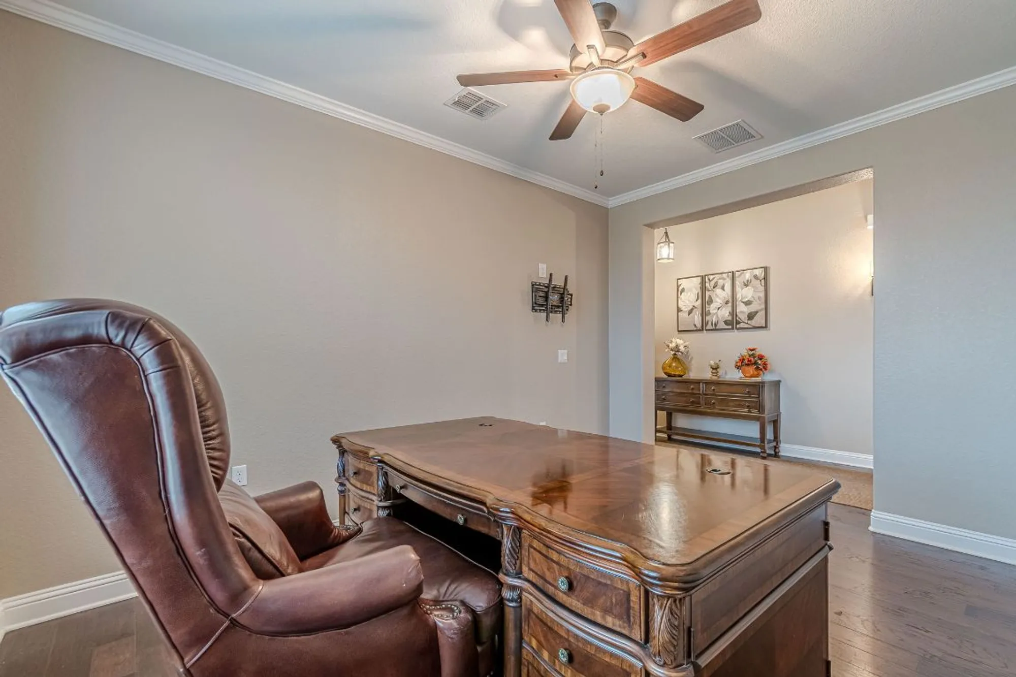 Property Slideshow image 11 of 40 | 504 calming agave way, San Marcos, TX, 78666
