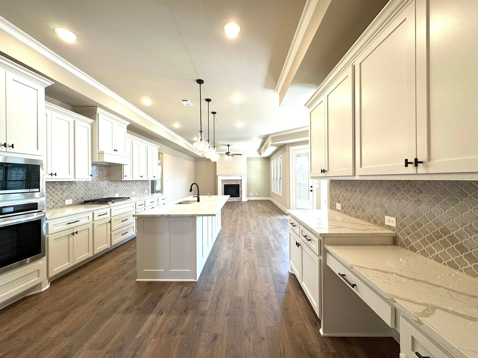 Property Slideshow image 6 of 28 | 5924 carmona trl, Fort Worth, TX, 76123