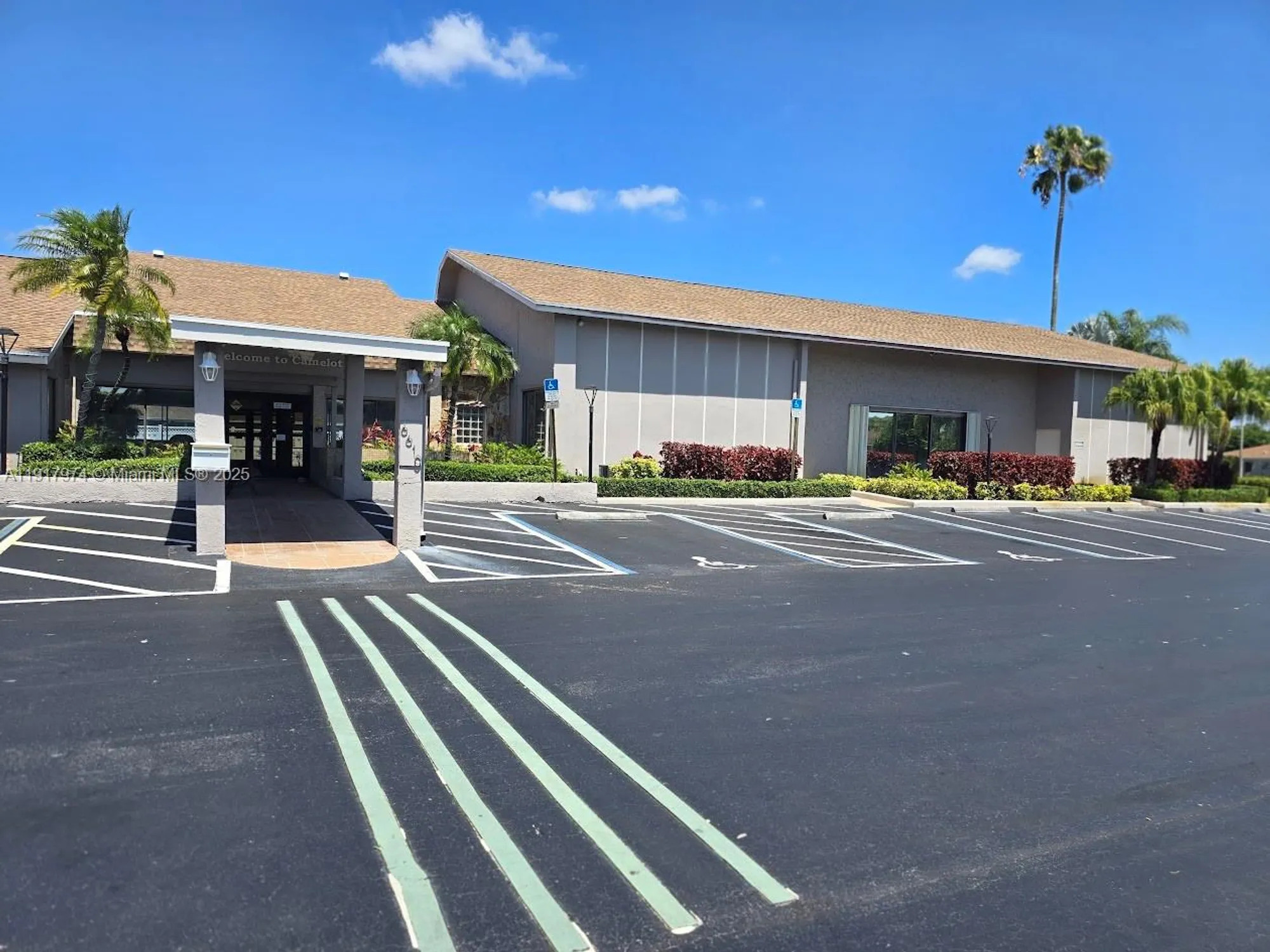 Property Slideshow image 16 of 26 | 6723 moonlit dr, Delray Beach, FL, 33446