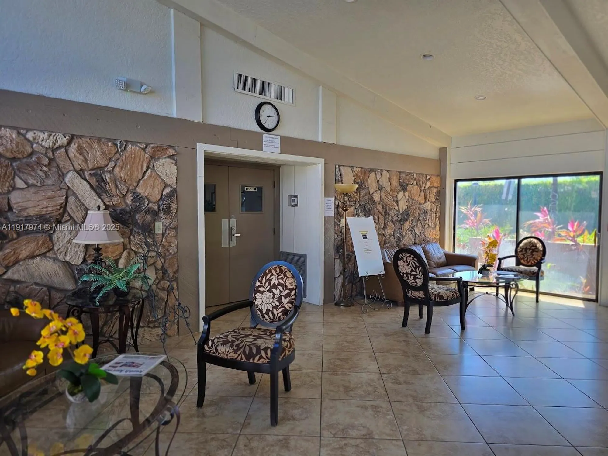 Property Slideshow image 19 of 26 | 6723 moonlit dr, Delray Beach, FL, 33446