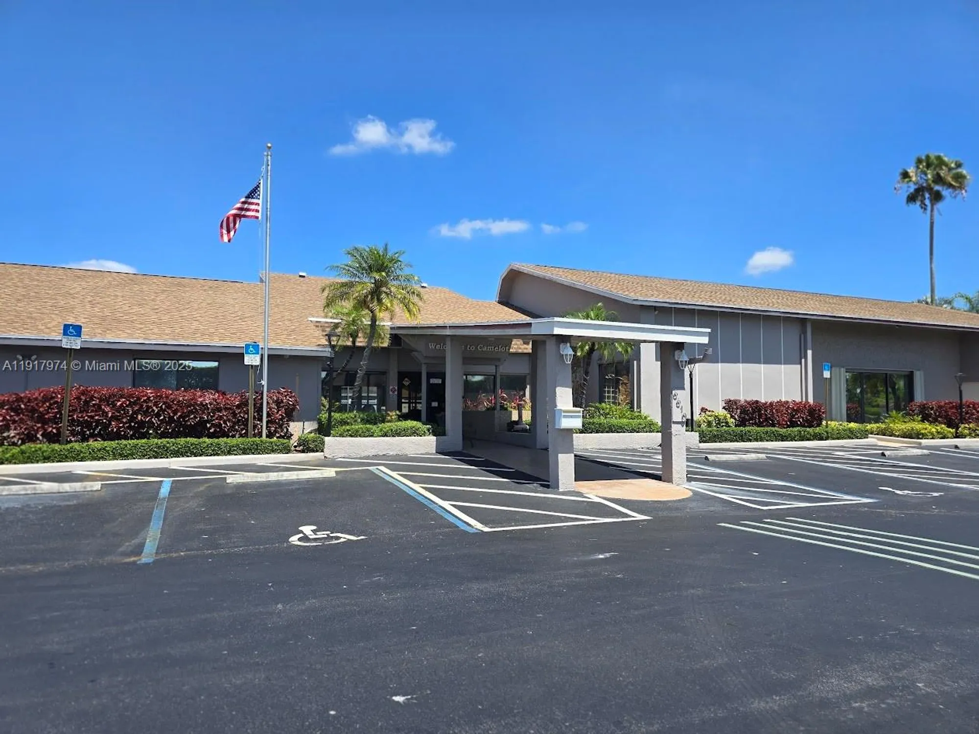 Property Slideshow image 11 of 26 | 6723 moonlit dr, Delray Beach, FL, 33446