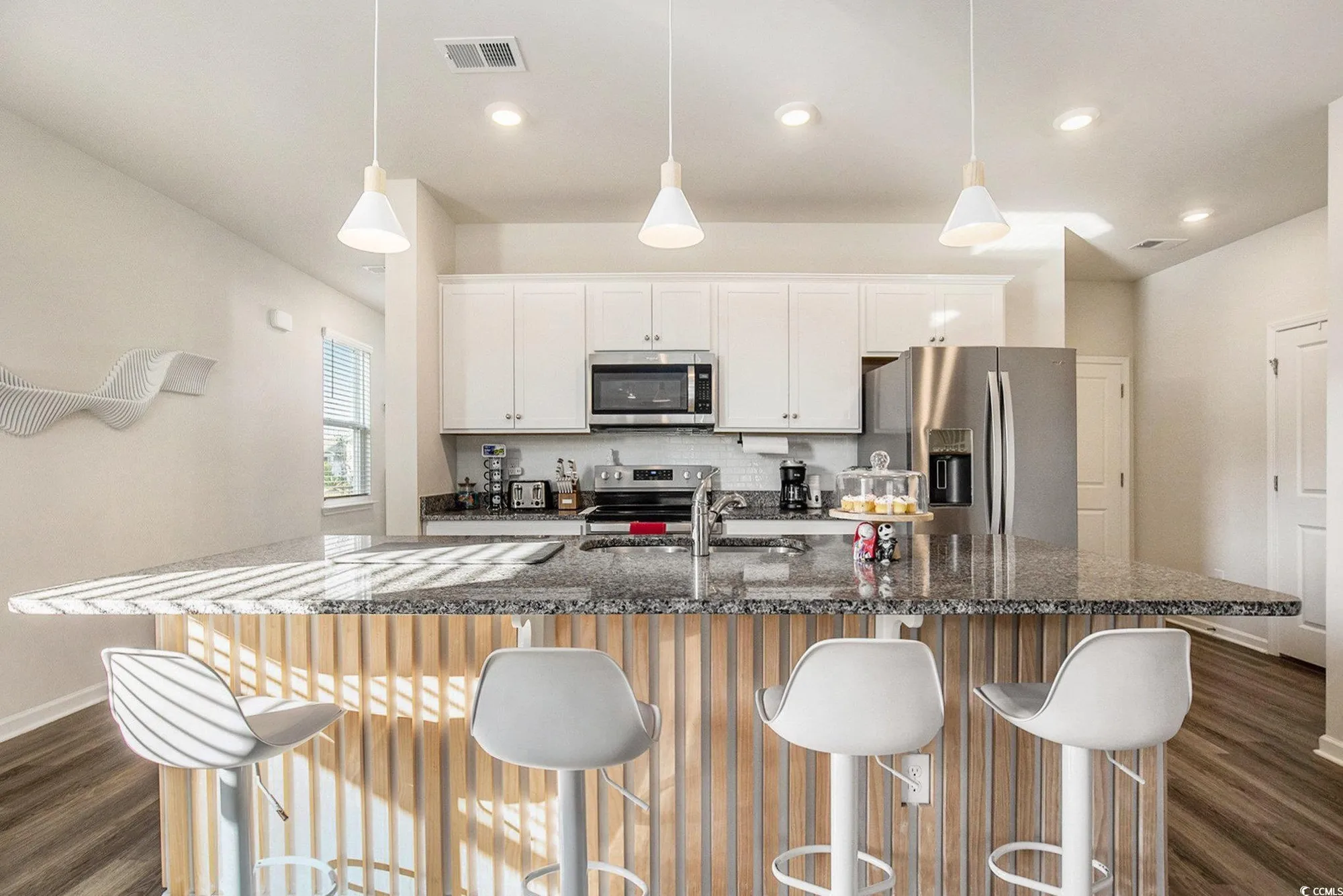 Property Slideshow image 10 of 39 | 1226 sennema cir, Myrtle Beach, SC, 29588