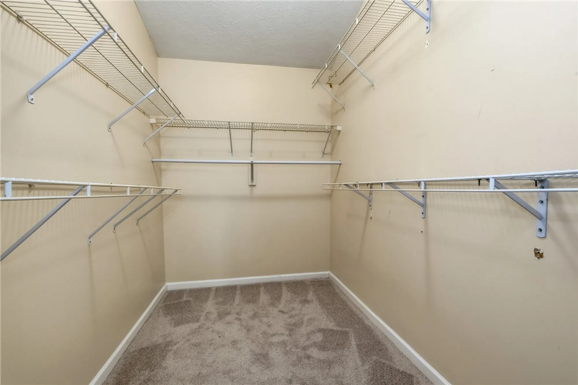 Property Slideshow image 10 of 15 | 206 huckleberry ct, Wexford, PA, 15090