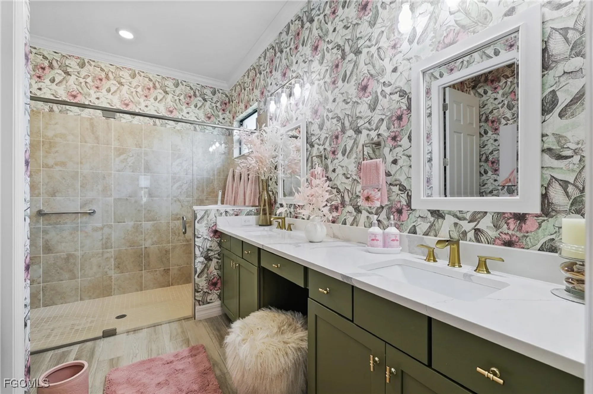 Property Slideshow image 22 of 46 | 28095 foxrock ct, Bonita Springs, FL, 34135