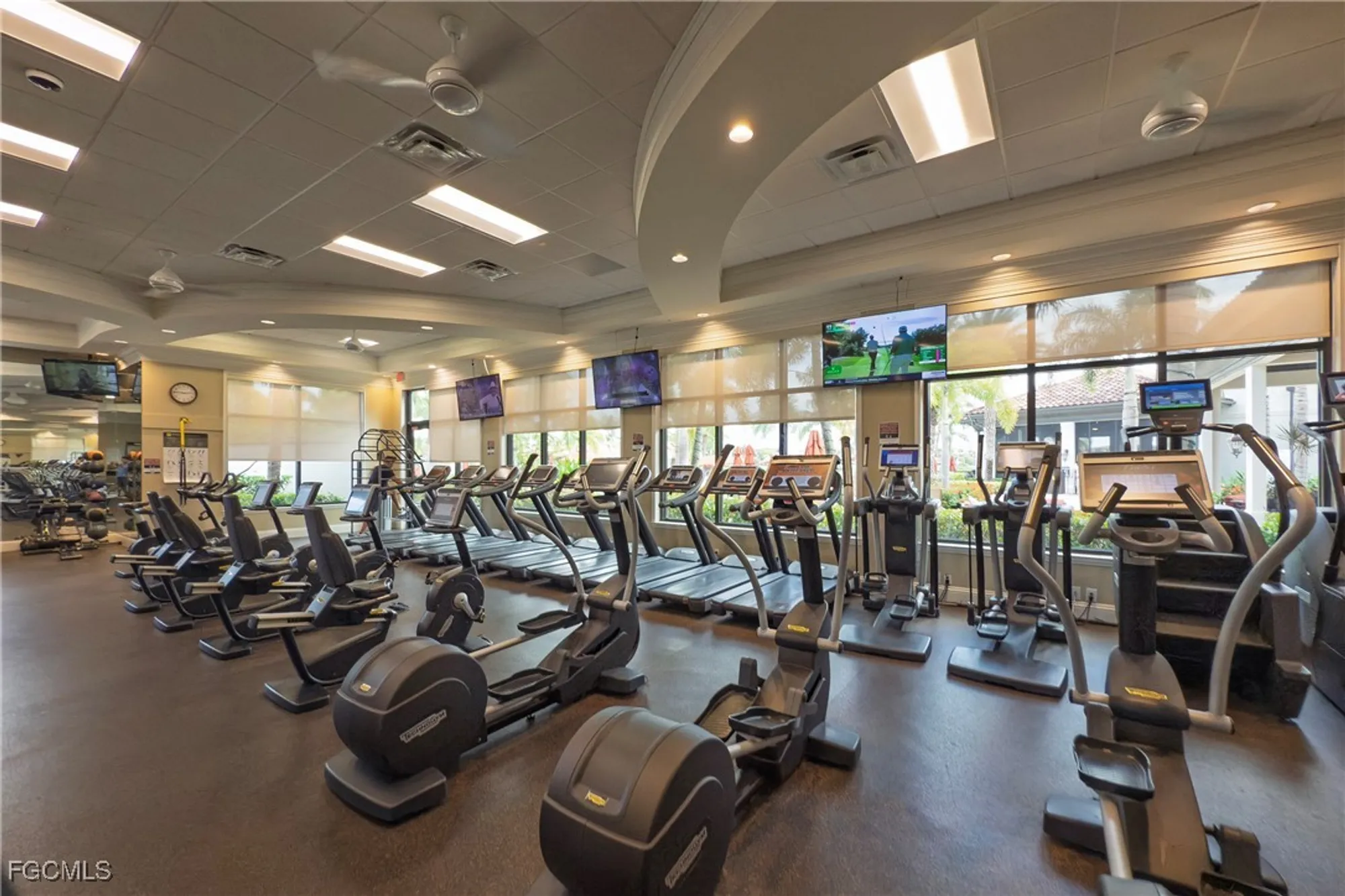 Property Slideshow image 36 of 46 | 28095 foxrock ct, Bonita Springs, FL, 34135