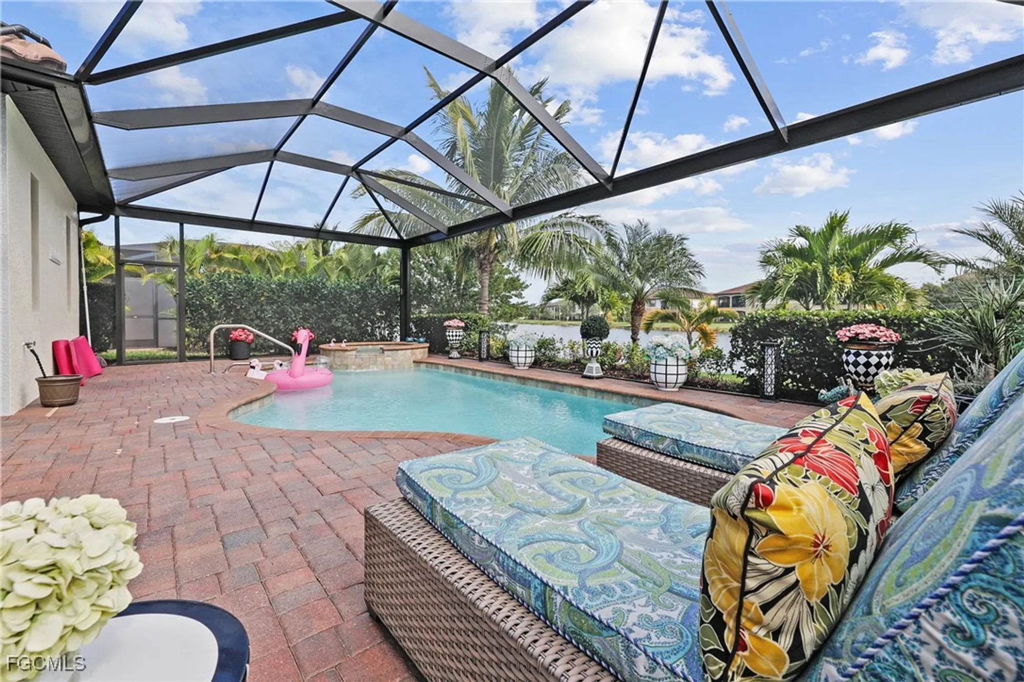 Property Slideshow image 30 of 46 | 28095 foxrock ct, Bonita Springs, FL, 34135