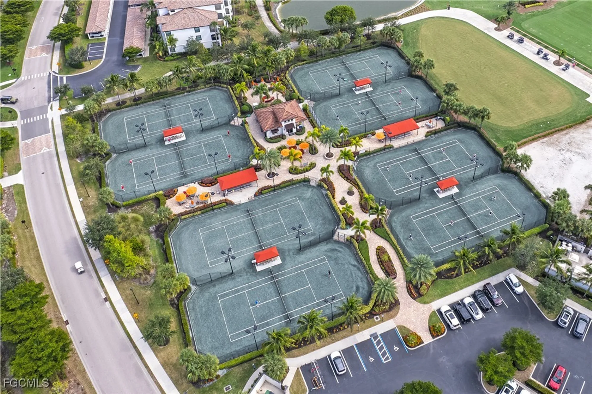 Property Slideshow image 40 of 46 | 28095 foxrock ct, Bonita Springs, FL, 34135