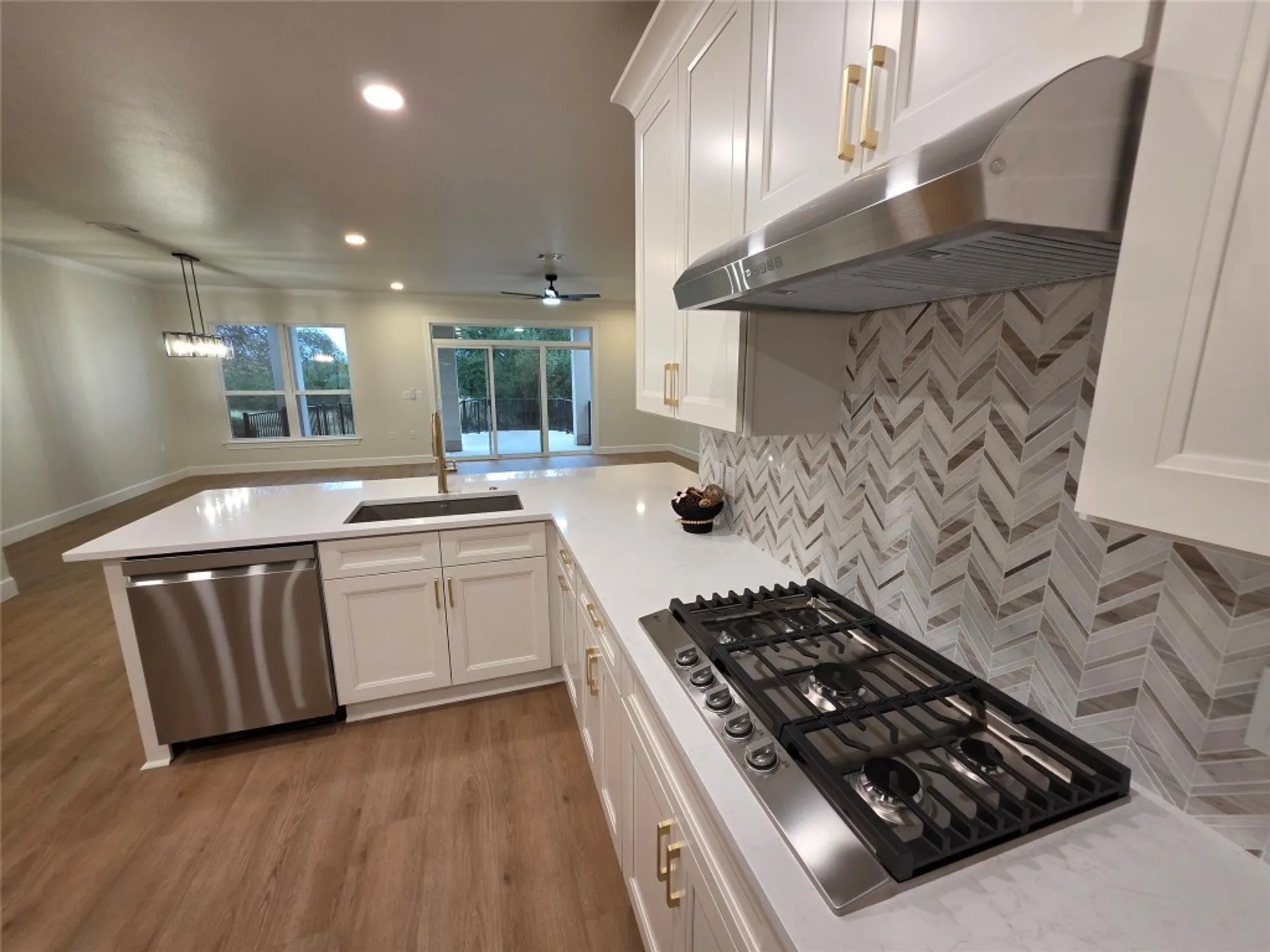 Property Slideshow image 14 of 36 | 307 san saba dr, Georgetown, TX, 78633