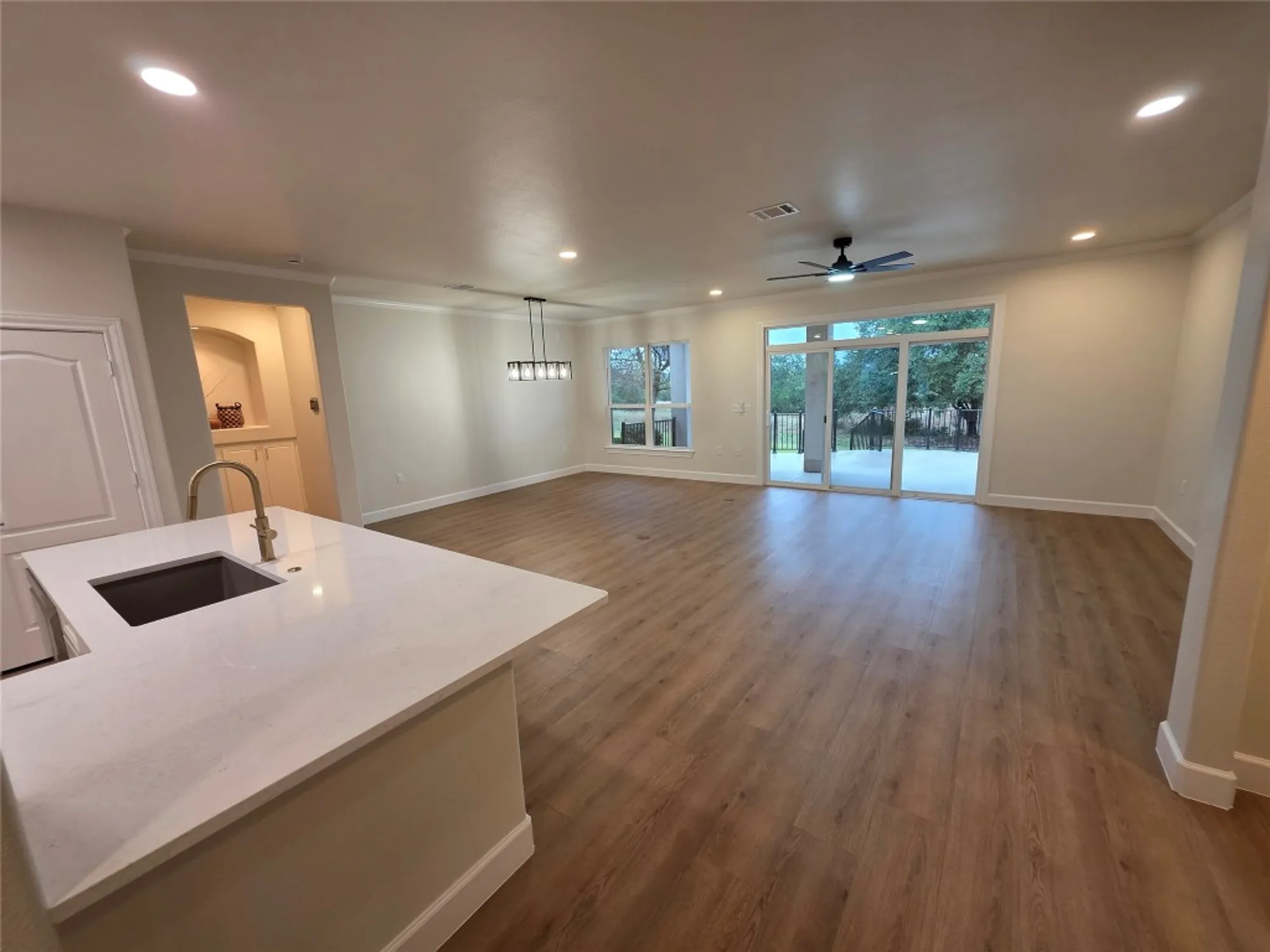 Property Slideshow image 8 of 36 | 307 san saba dr, Georgetown, TX, 78633