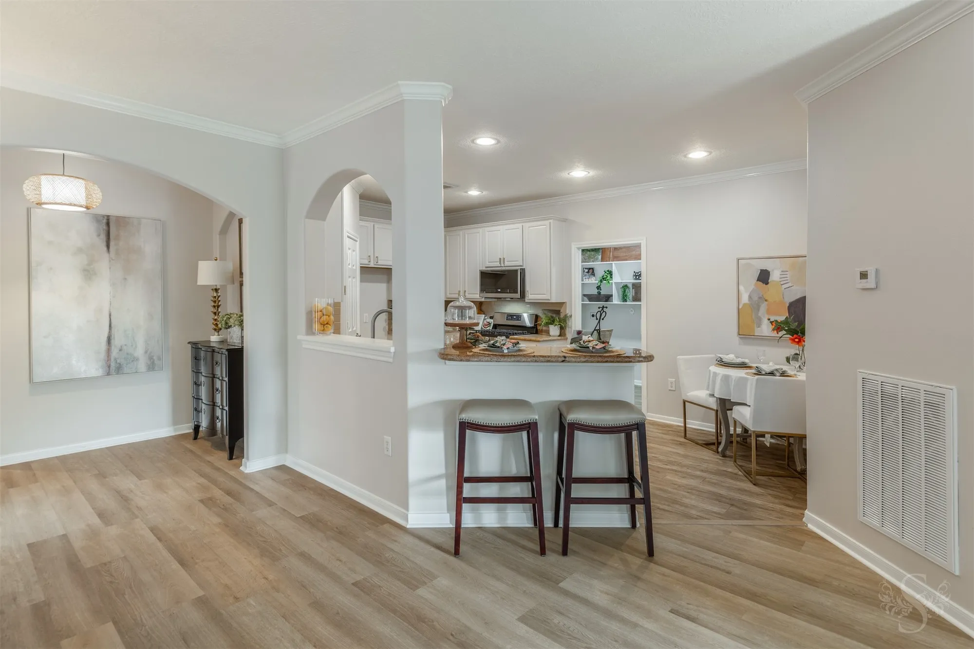 Property Slideshow image 19 of 33 | 24911 spring ash ln, Katy, TX, 77494