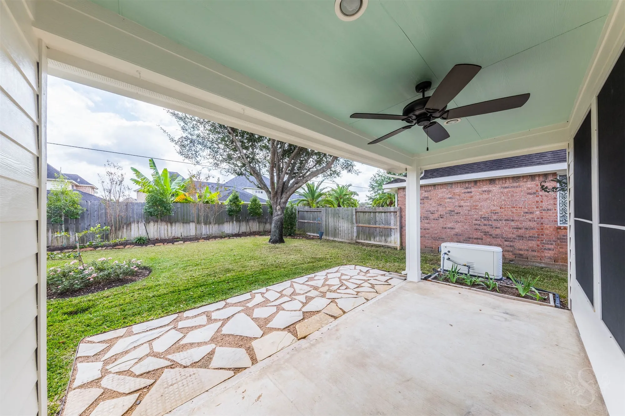 Property Slideshow image 32 of 33 | 24911 spring ash ln, Katy, TX, 77494