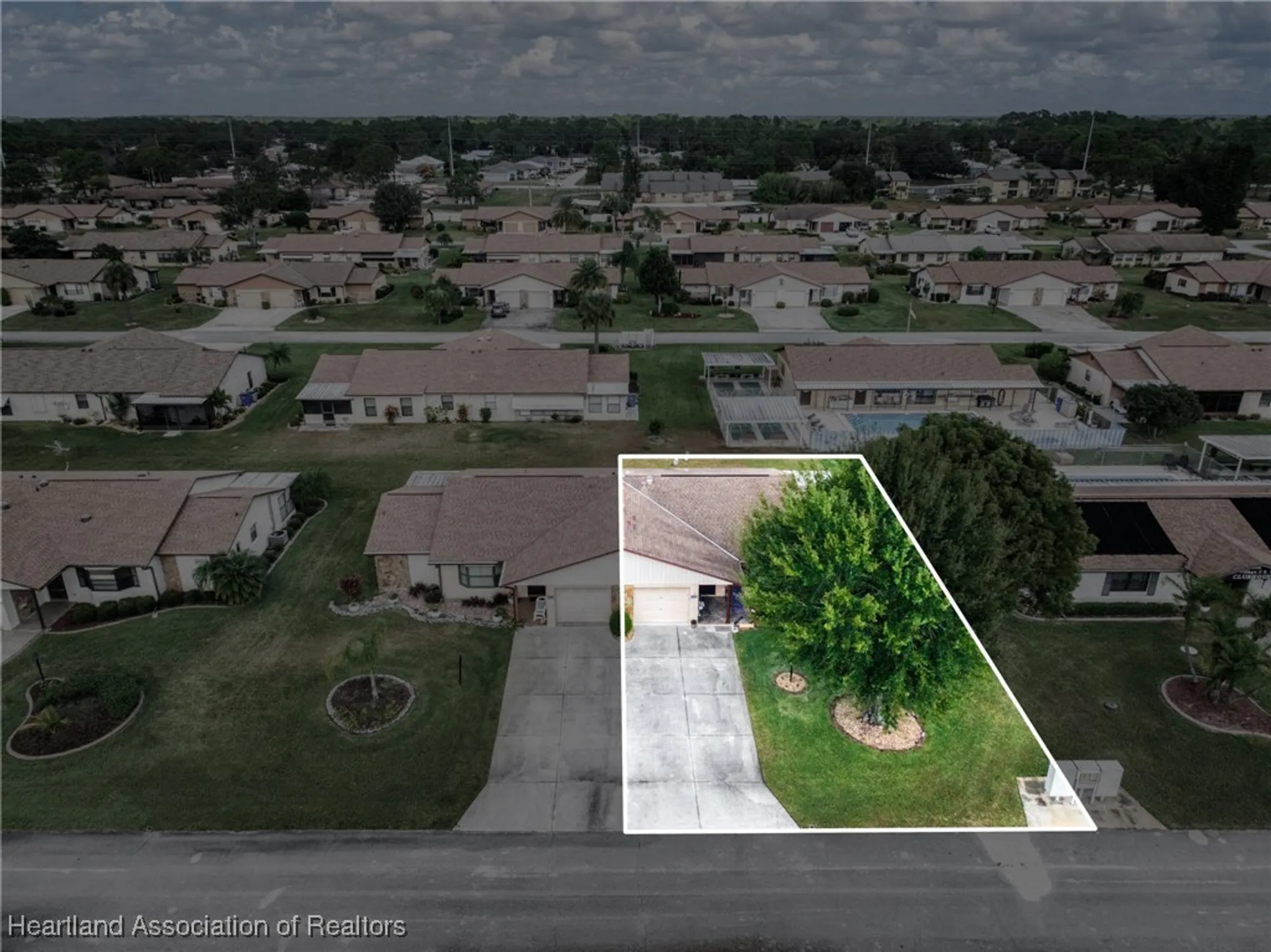 Property Slideshow image 47 of 50 | 3902 sunbird cir, Sebring, FL, 33872