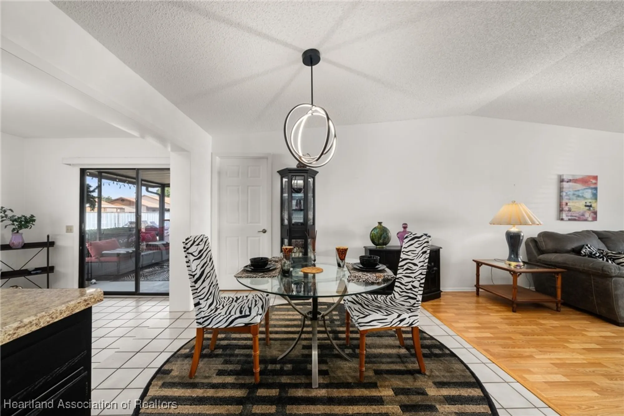 Property Slideshow image 9 of 50 | 3902 sunbird cir, Sebring, FL, 33872