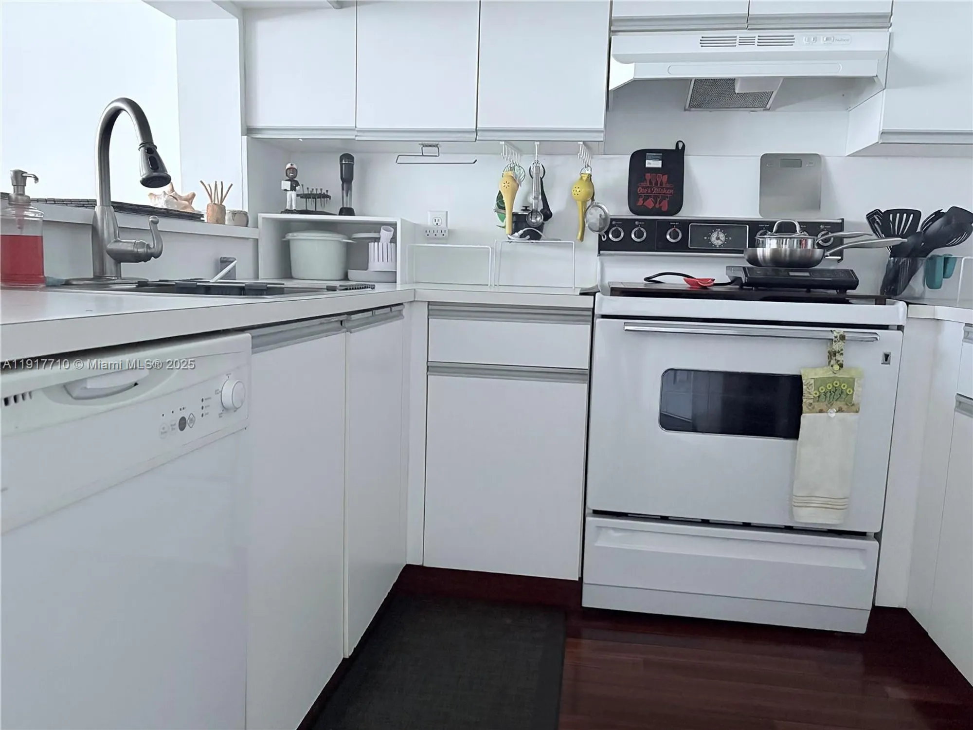 Property Slideshow image 23 of 28 | 1300 sw 125th ave k204, Pembroke Pines, FL, 33027