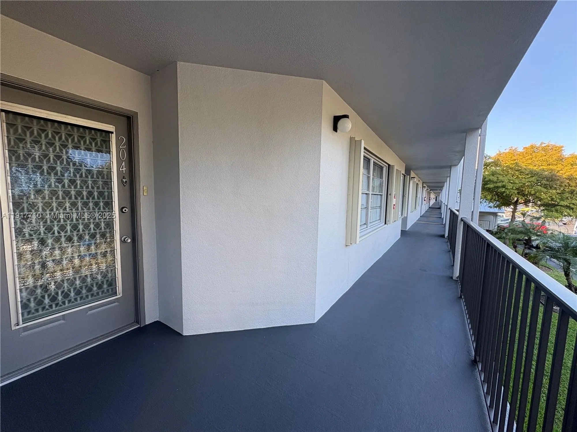 Property Slideshow image 8 of 28 | 1300 sw 125th ave k204, Pembroke Pines, FL, 33027