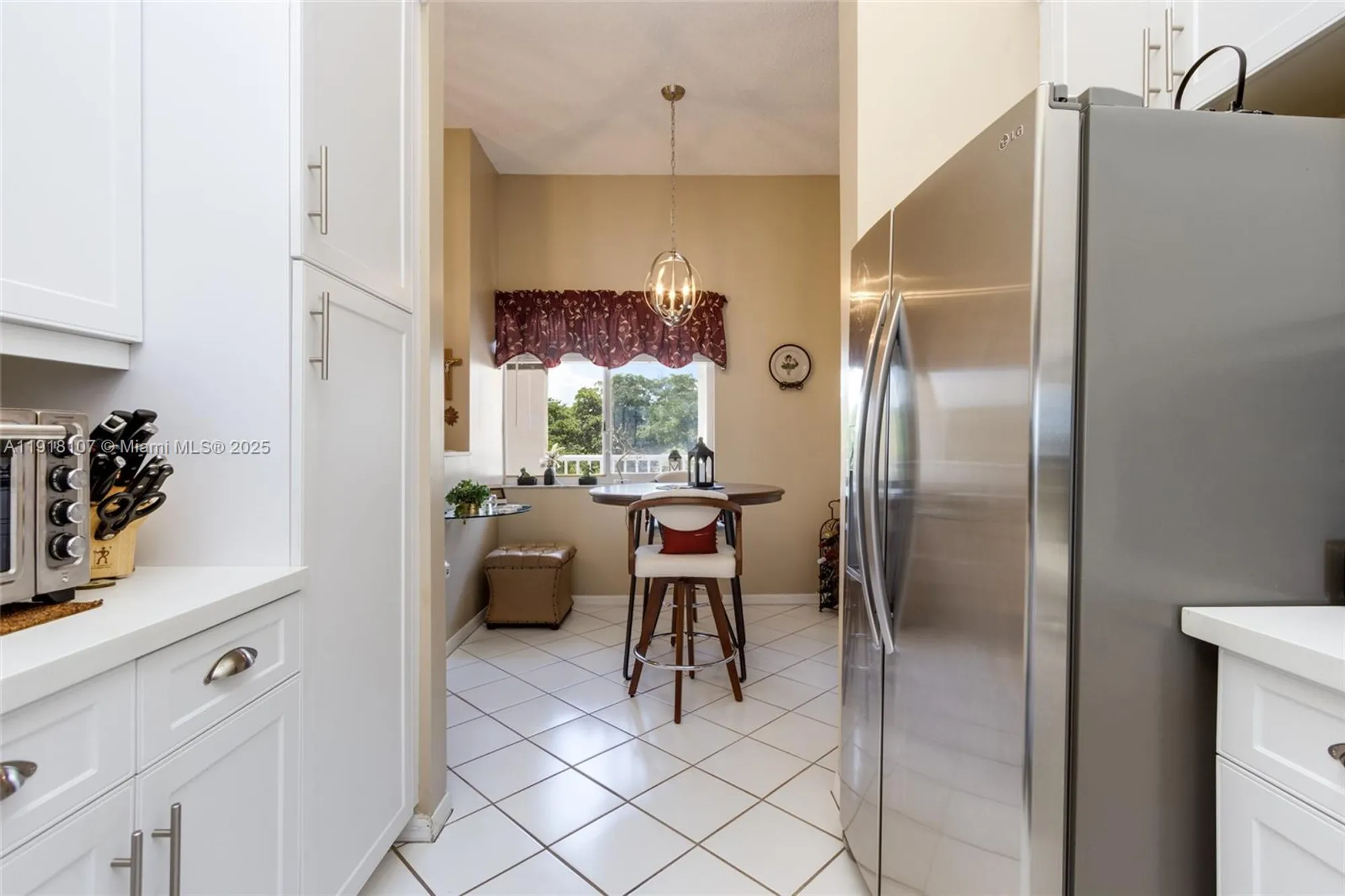 Property Slideshow image 10 of 41 | 7702 trent dr # 408, Tamarac, FL, 33321